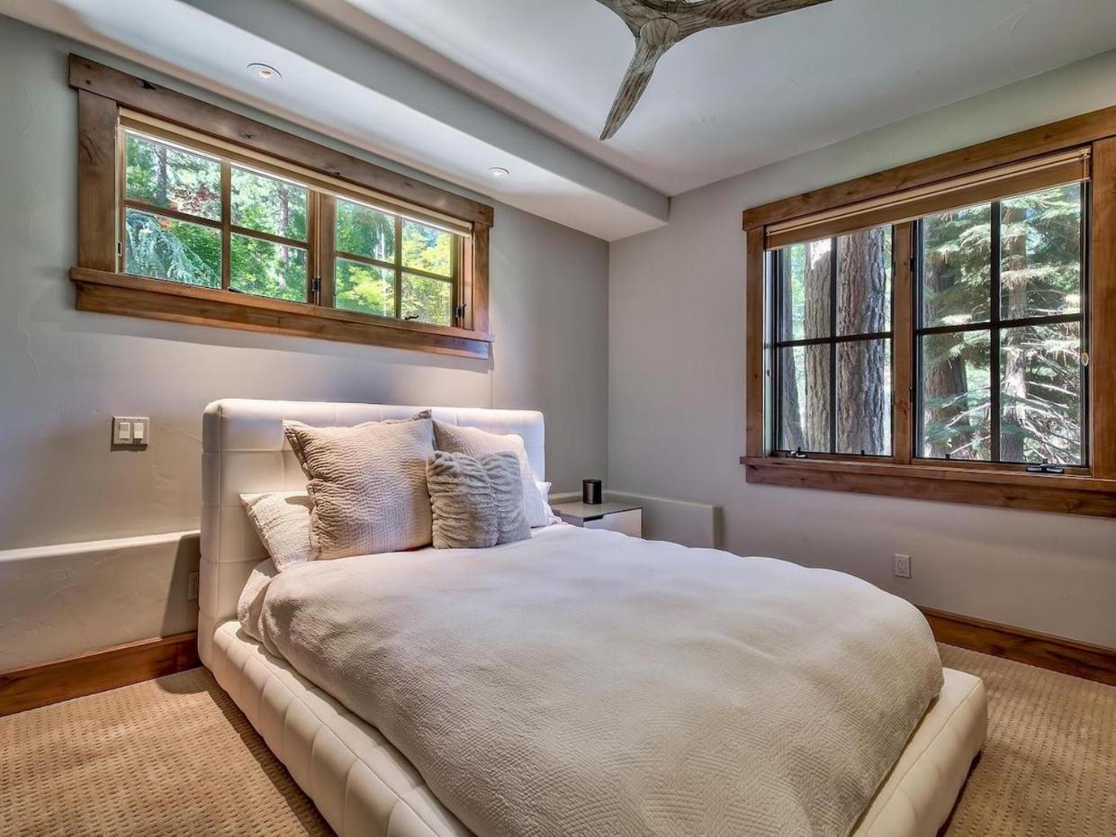 A Touch Of Tuscany In a Lake Tahoe Estate - Property Image 38