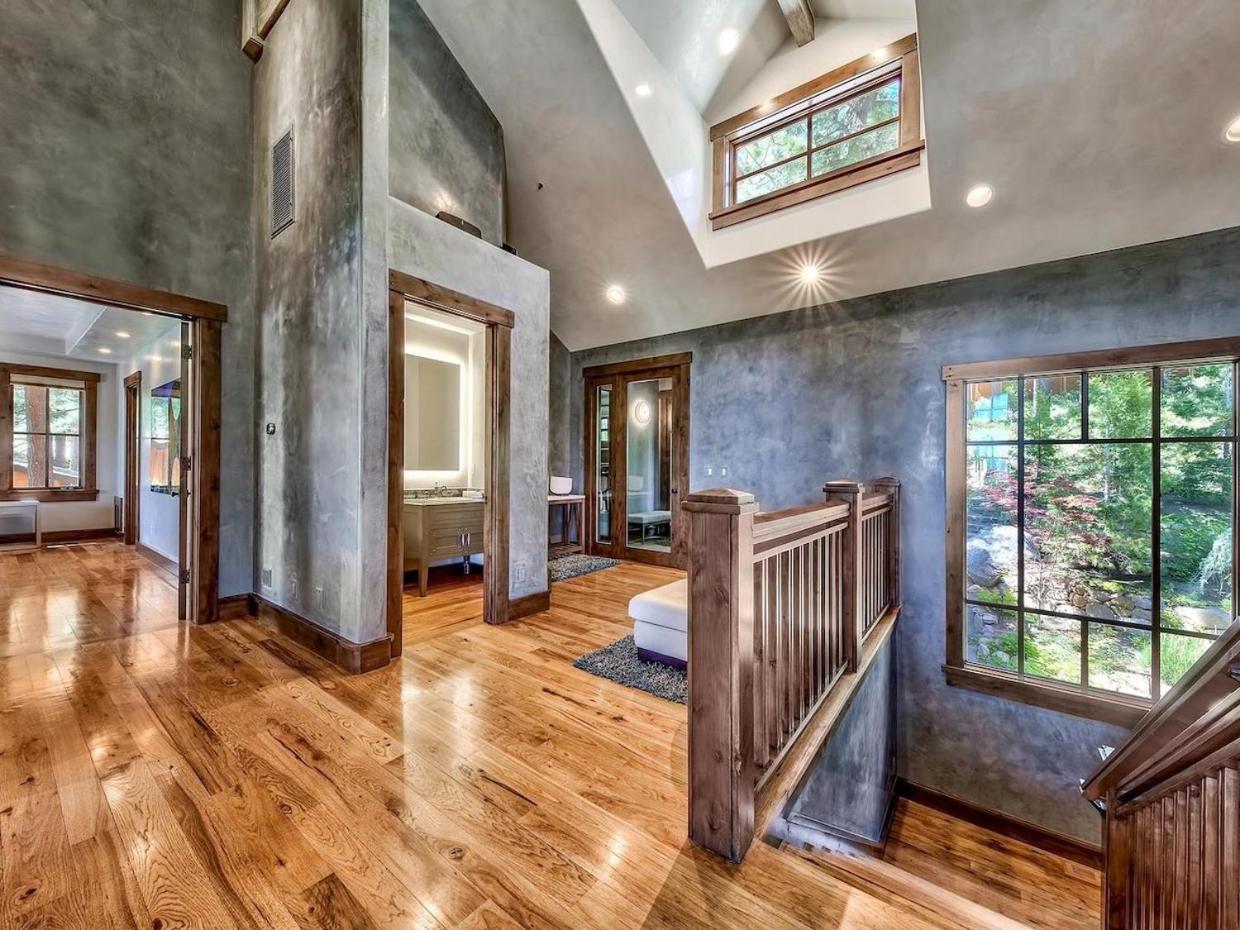 A Touch Of Tuscany In a Lake Tahoe Estate - Property Image 39
