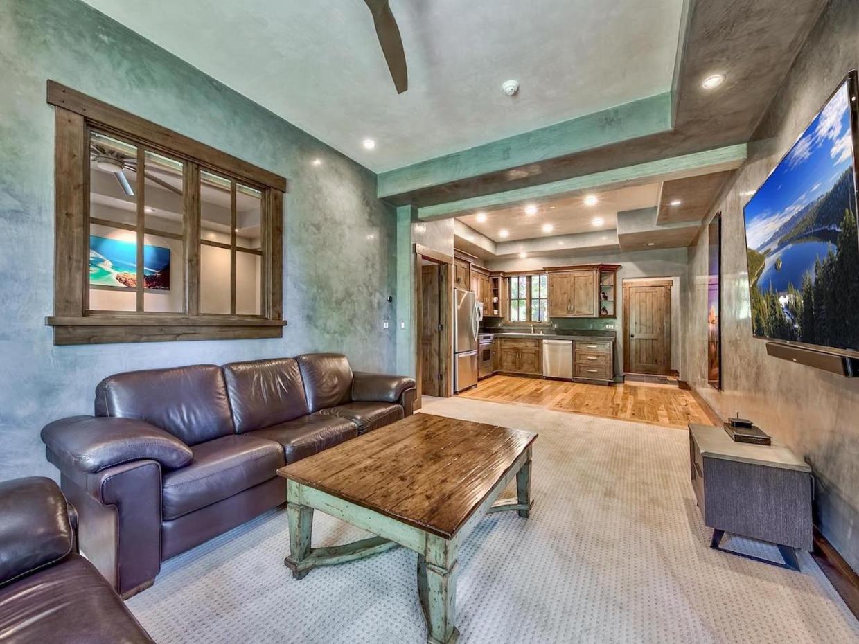 A Touch Of Tuscany In a Lake Tahoe Estate - Property Image 43