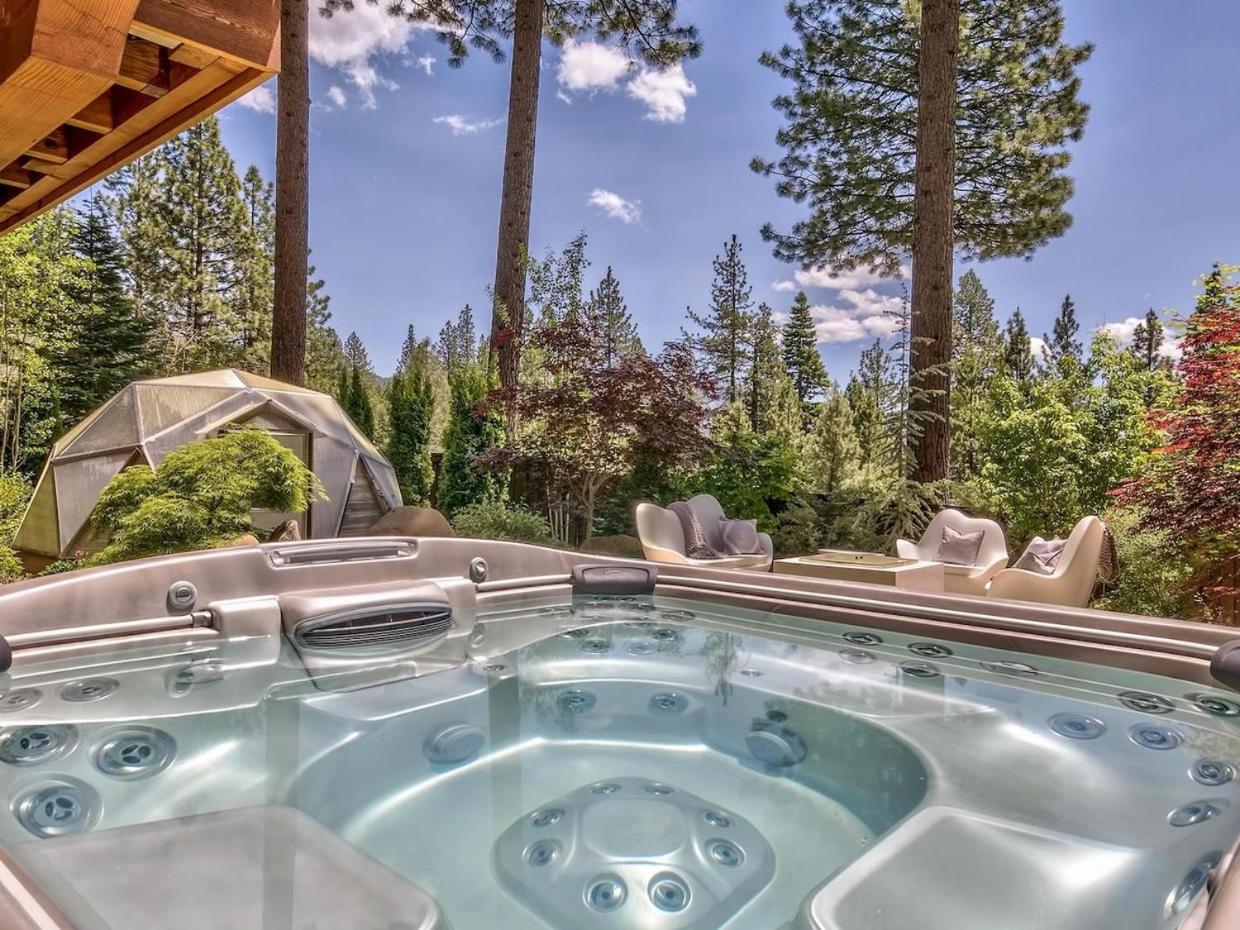 A Touch Of Tuscany In a Lake Tahoe Estate - Property Image 9