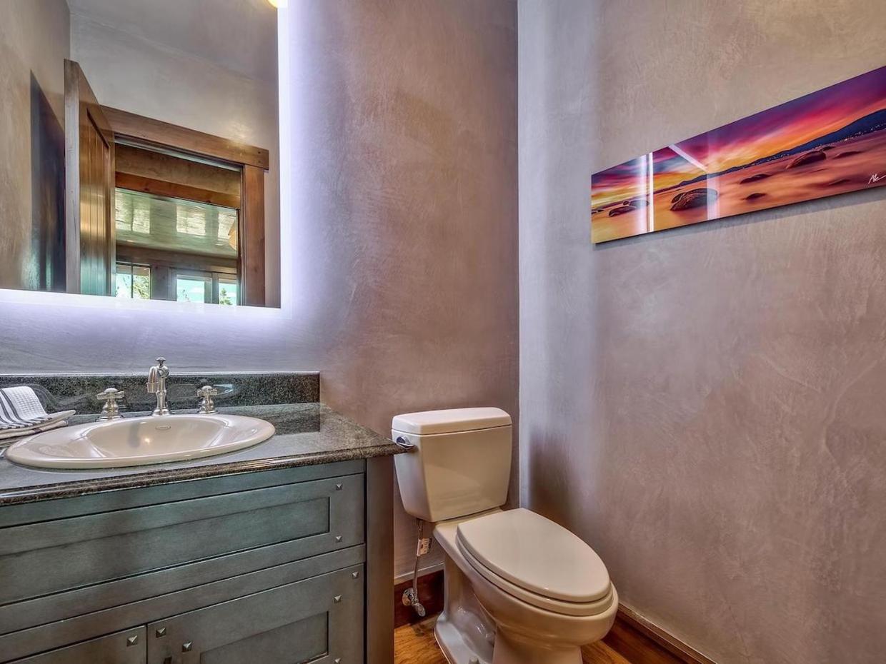 A Touch Of Tuscany In a Lake Tahoe Estate - Property Image 24