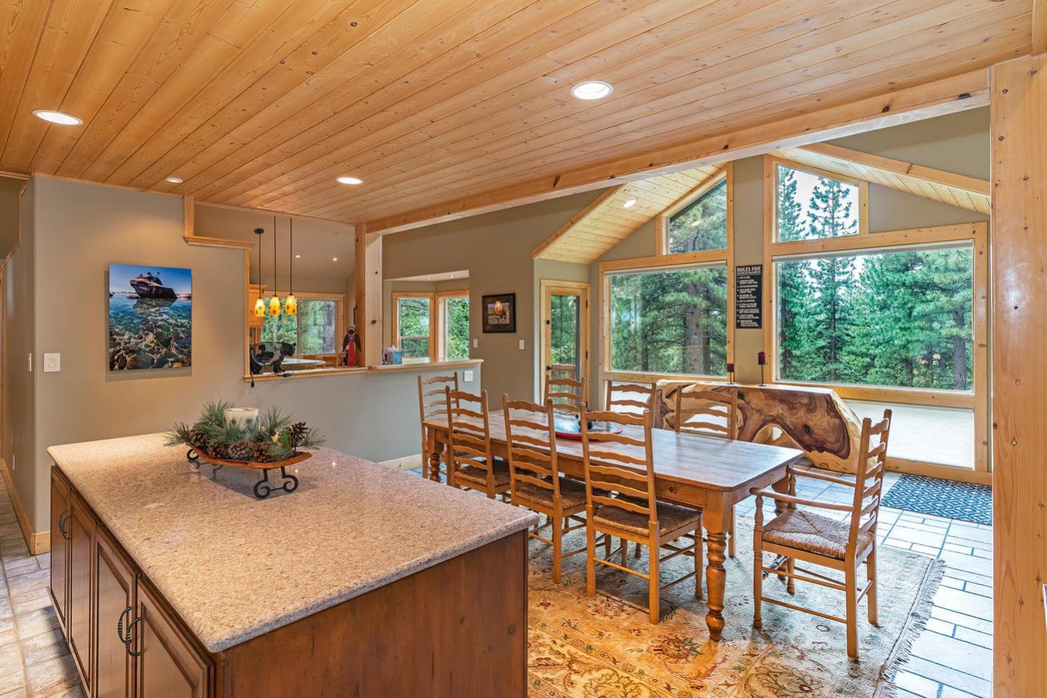 585 Knotty Pine - Gorgoeous Moutain Home - Property Image 19