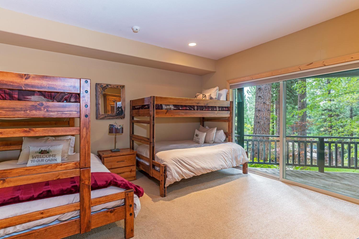 585 Knotty Pine - Gorgoeous Moutain Home - Property Image 1