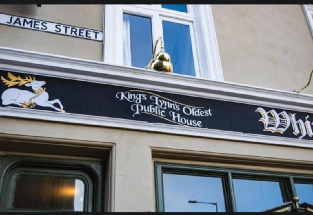 Kings Lynn Vacations - The White Hart - Property Image 3