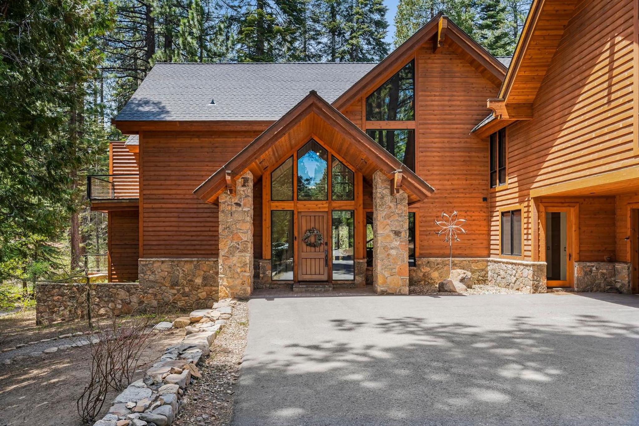 Spectacular low elevation home at its finest! - Property Image 22