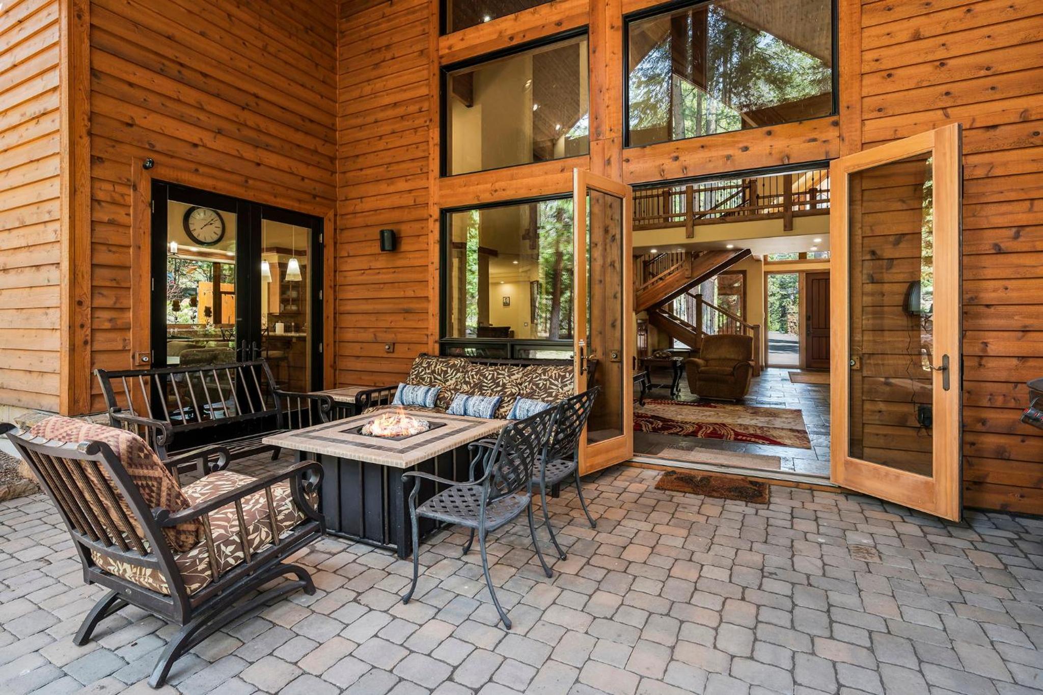 Spectacular low elevation home at its finest! - Property Image 37