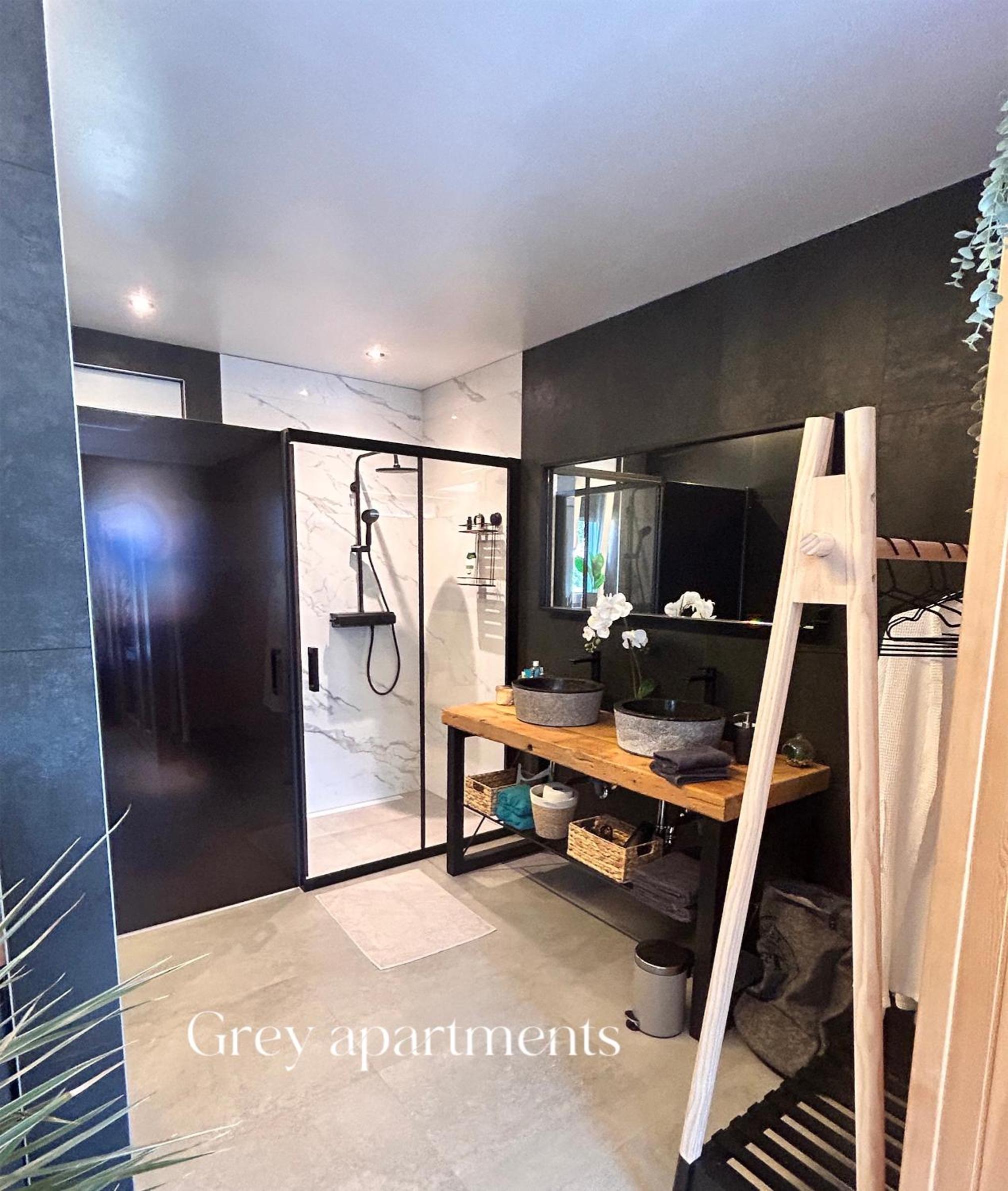 Secret Place apartments, luxury and spa