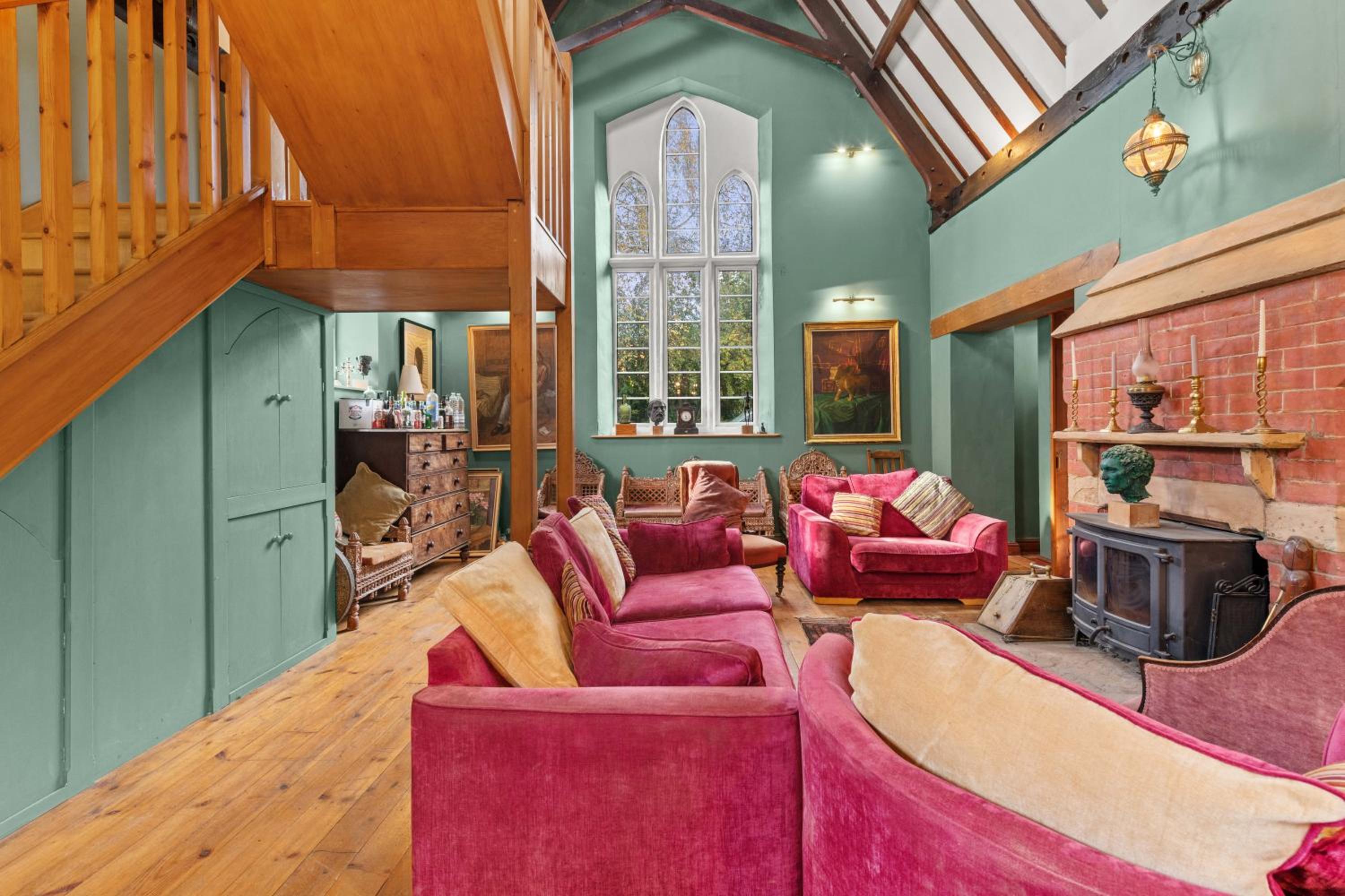 Country House with 7 bedrooms and 3 buildings view 3