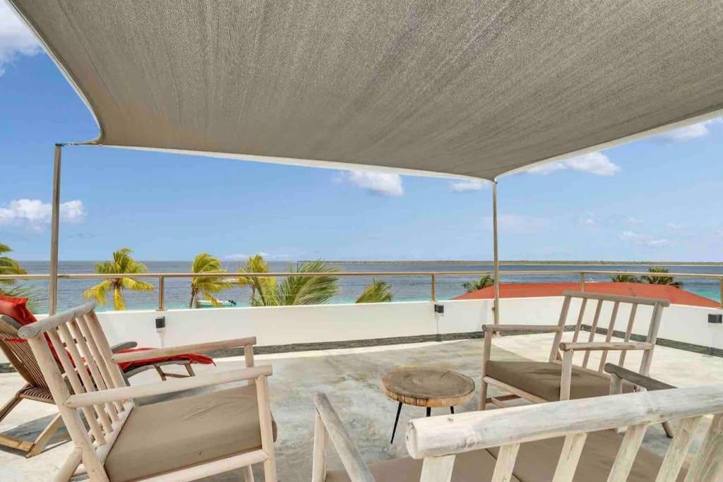 Luxury Apartment with Exclusive Oceanfront Access