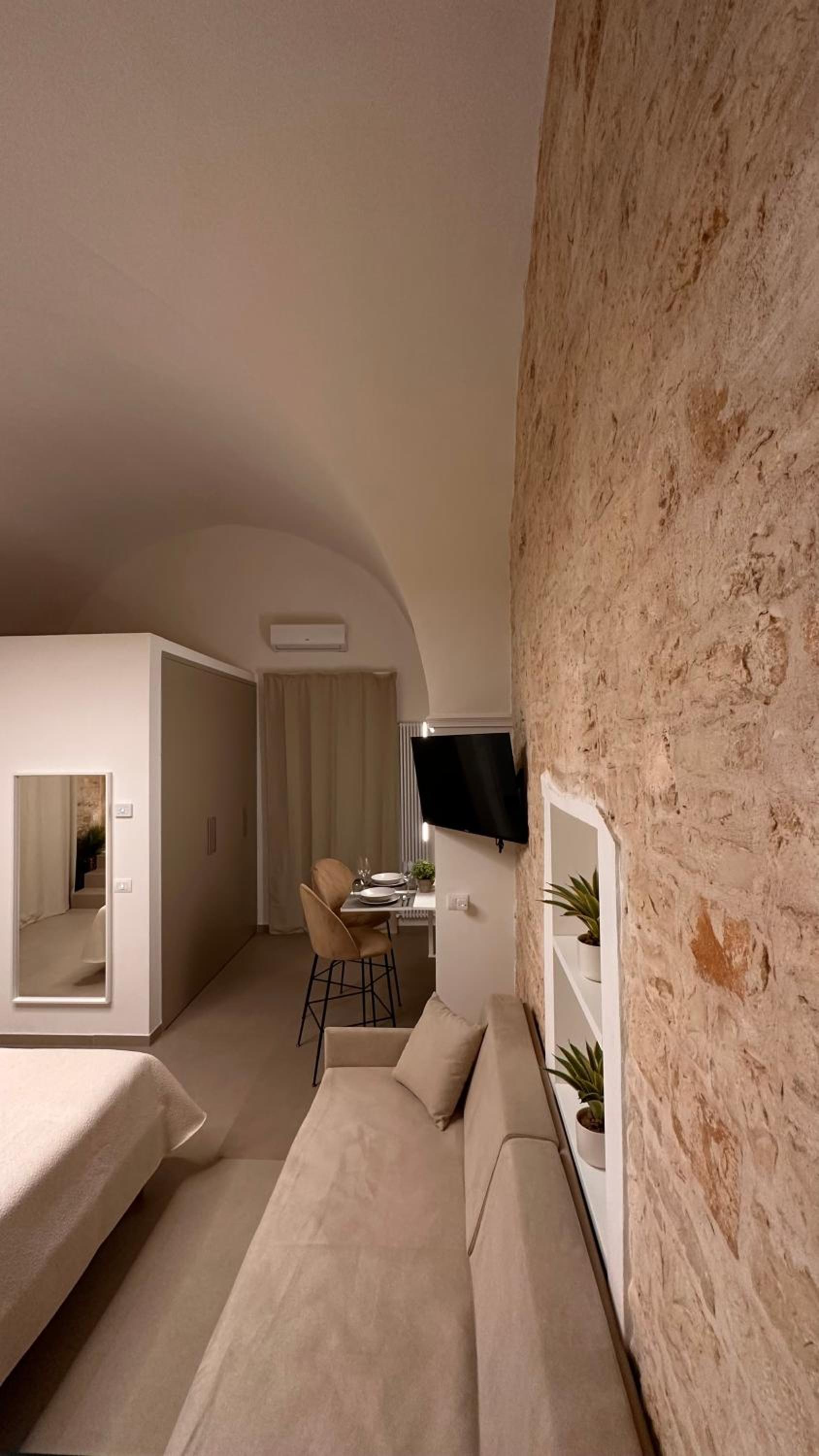 Pietra Antica Luxury