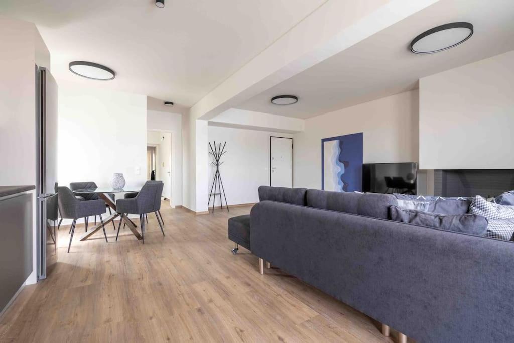 SeaLife Grand Penthouse Varkiza