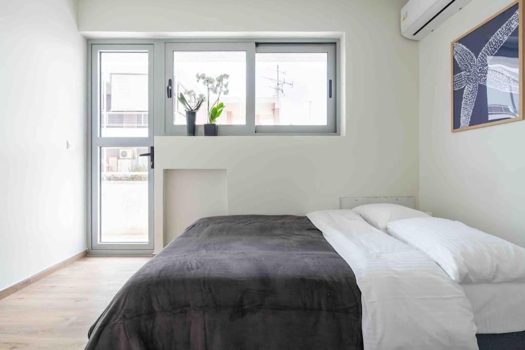 SeaLife Grand Penthouse Varkiza