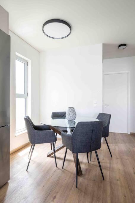 SeaLife Grand Penthouse Varkiza