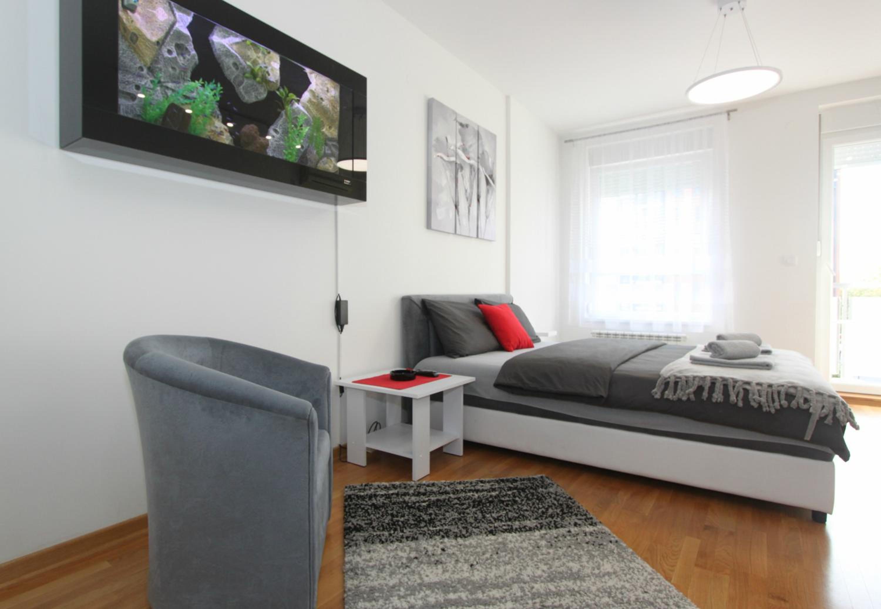 Apartment Moonstone 5 view 4