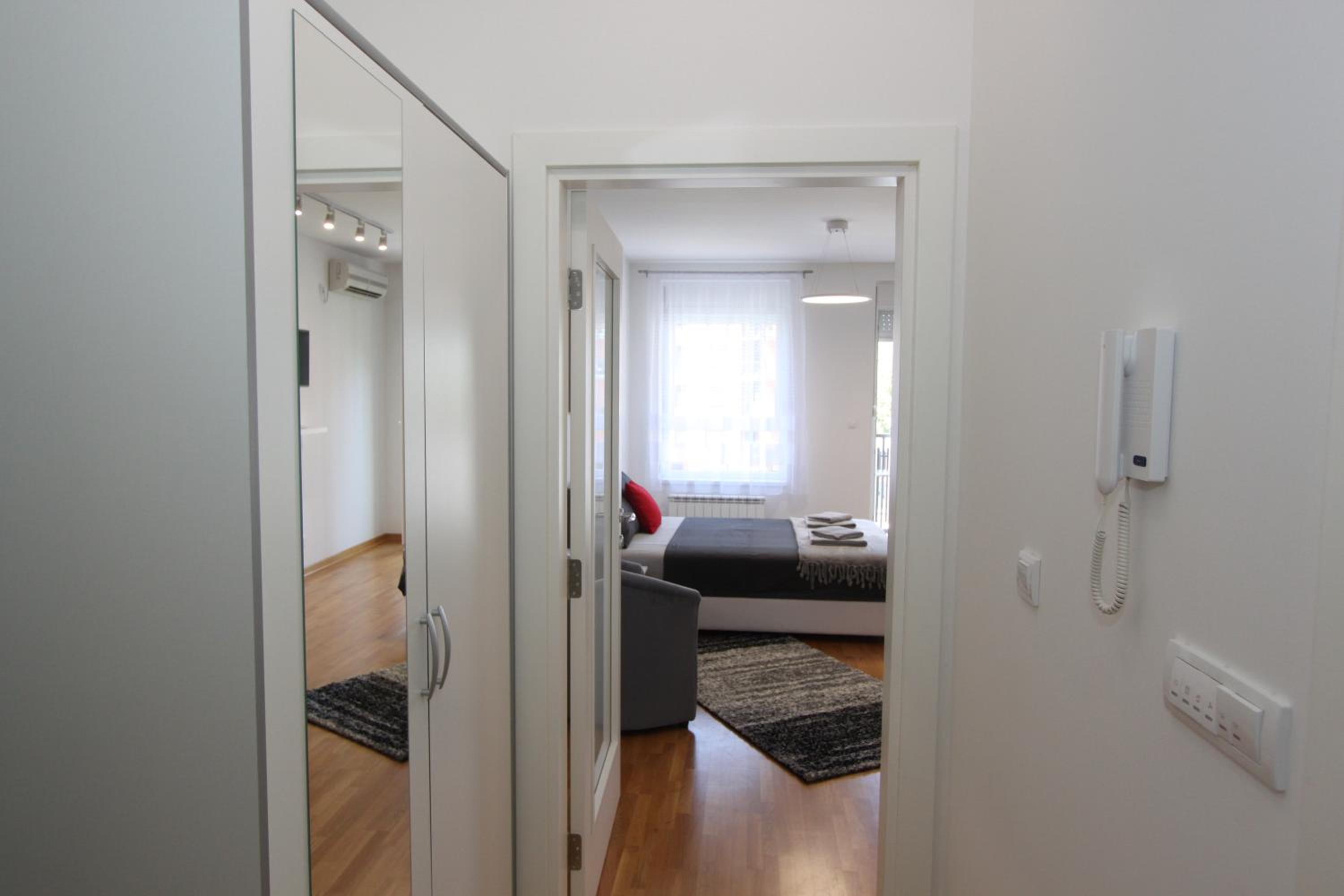 Apartment Moonstone 5 view 5