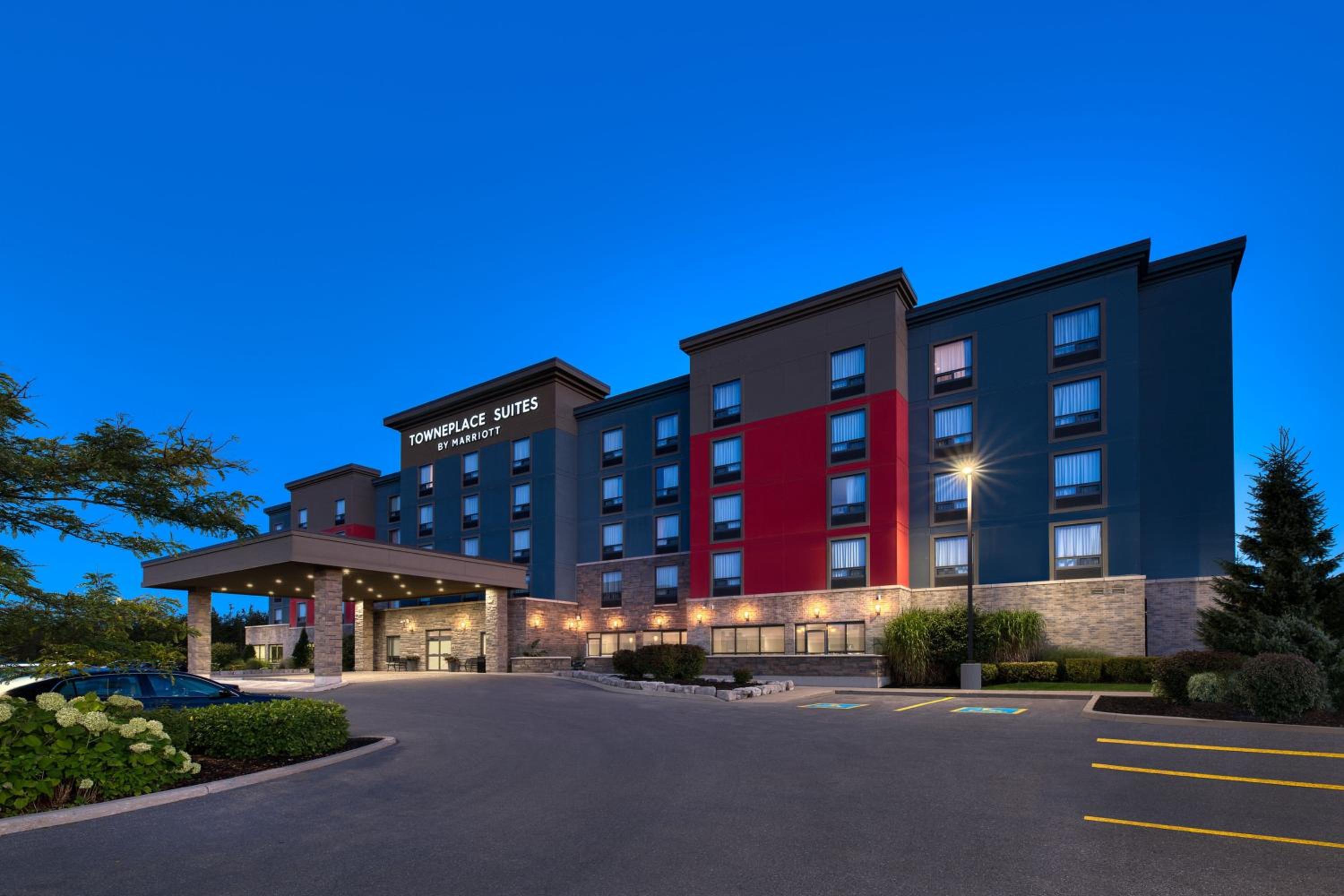 Belleville Vacations - TownePlace Suites by Marriott Belleville - Property Image 2