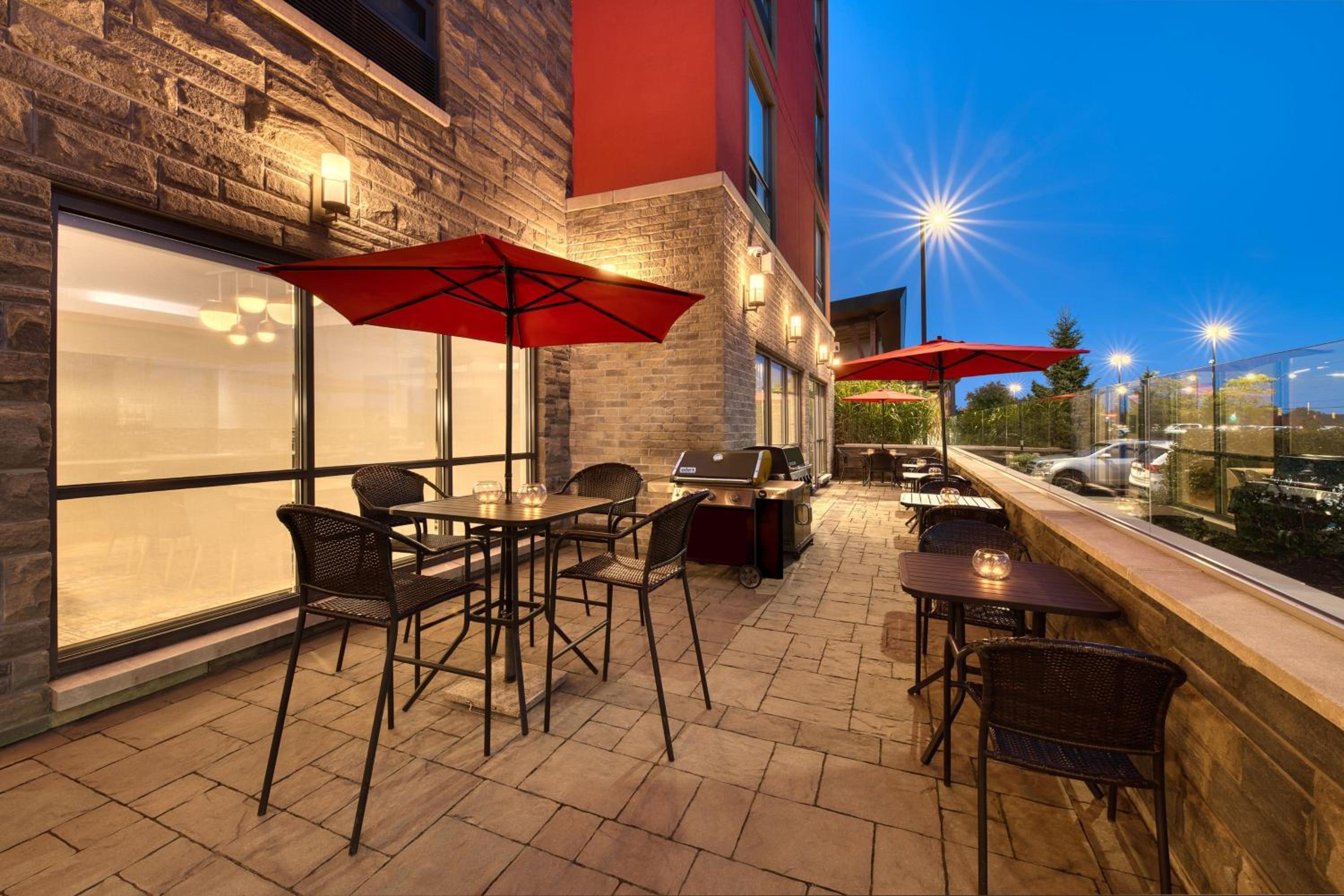 Belleville Vacations - TownePlace Suites by Marriott Belleville - Property Image 15