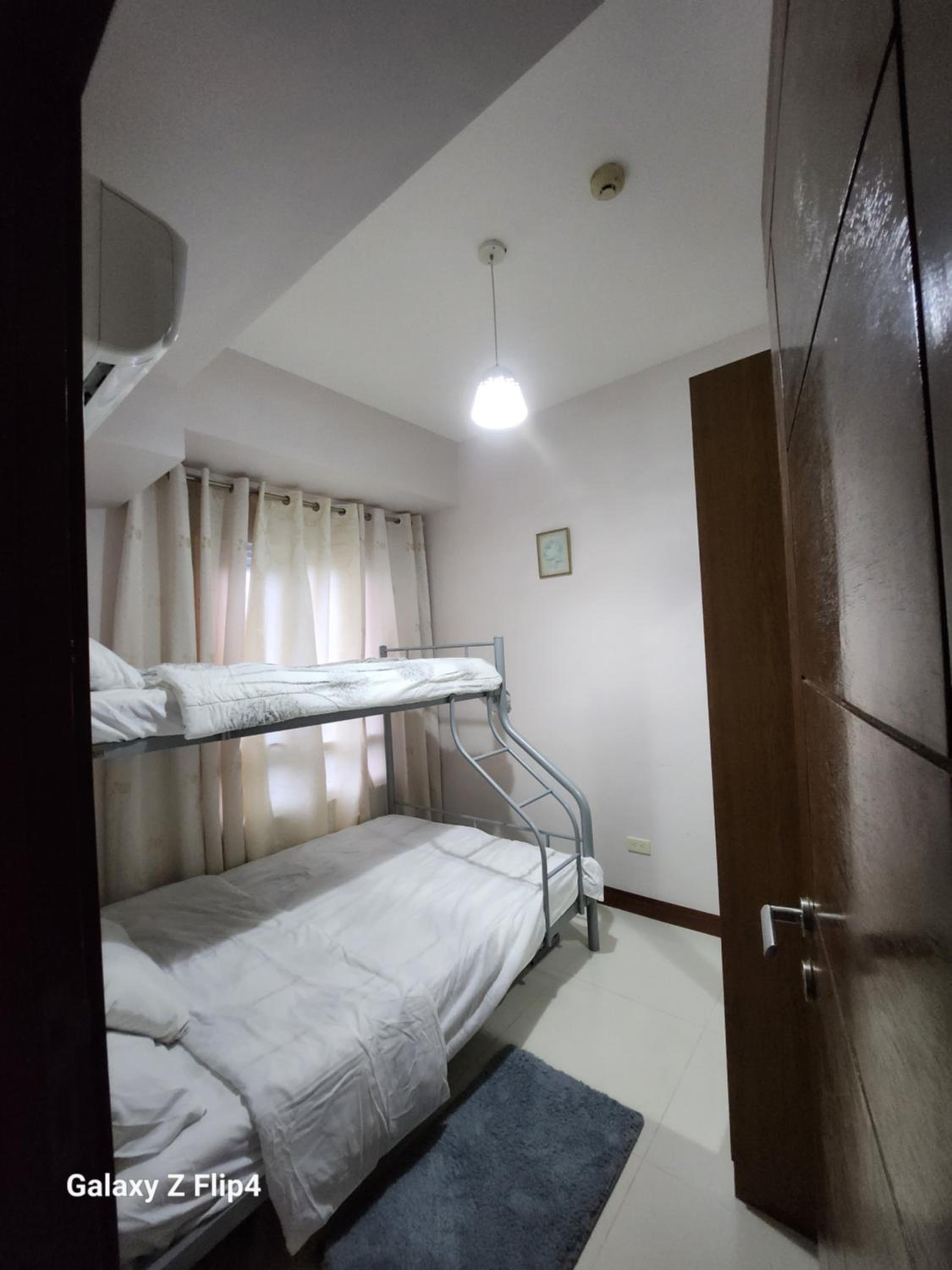Deluxe 2 Bedroom Apartment