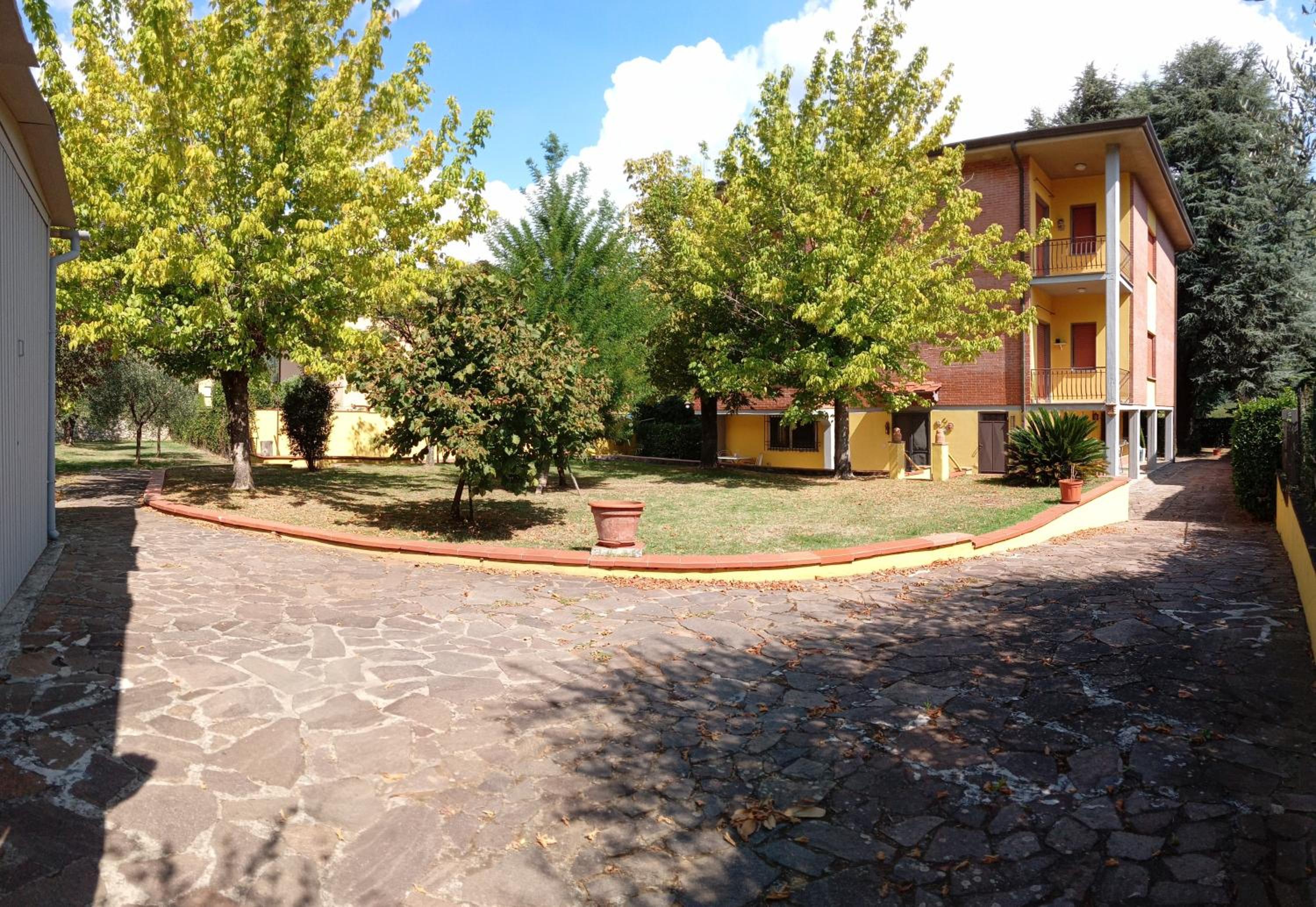 Photo 25