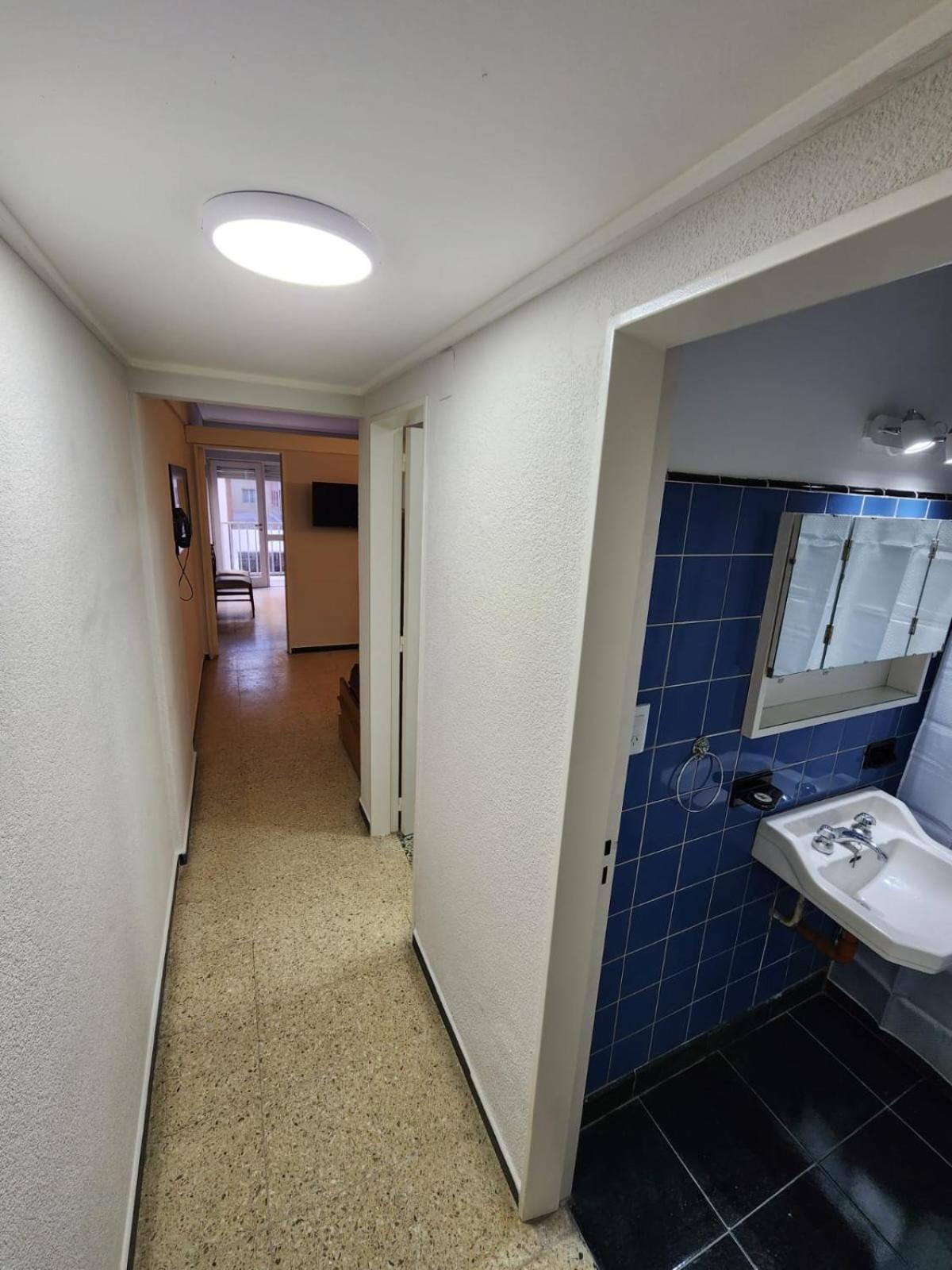 Depto en Edificio Maral 14 soleado céntrico funcional Zona Guemes
