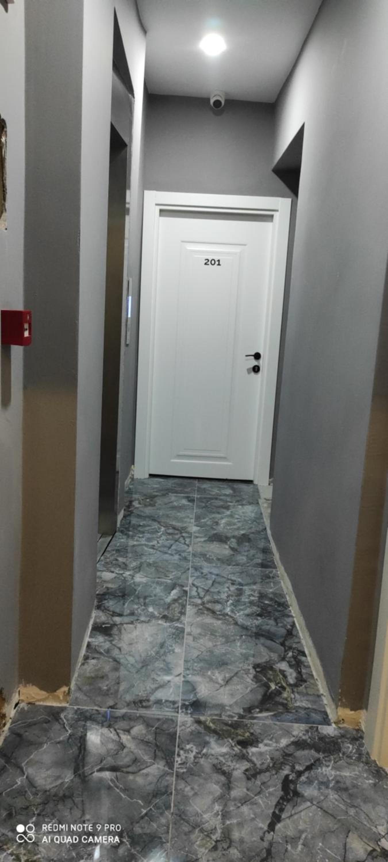 Gökotta Süit - Image 92