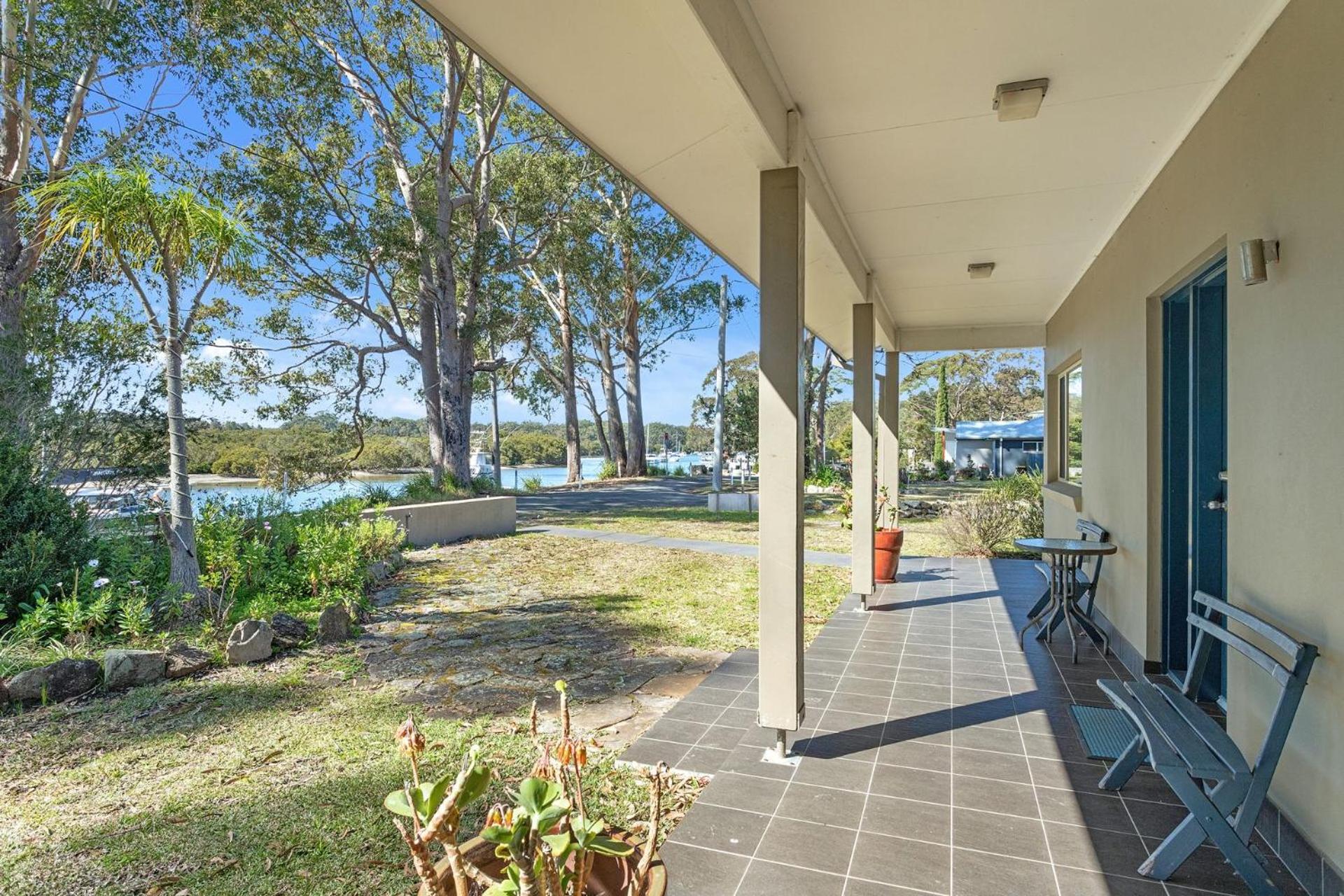 Deep Water Paradise-130m to Huskisson boat ramp
