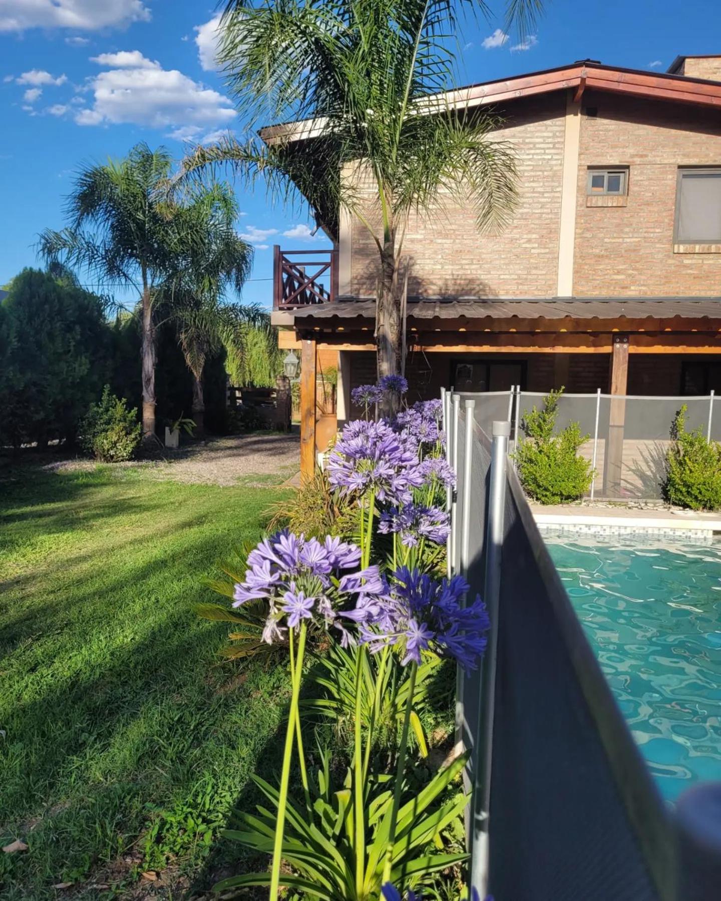 Cabañas Brick House