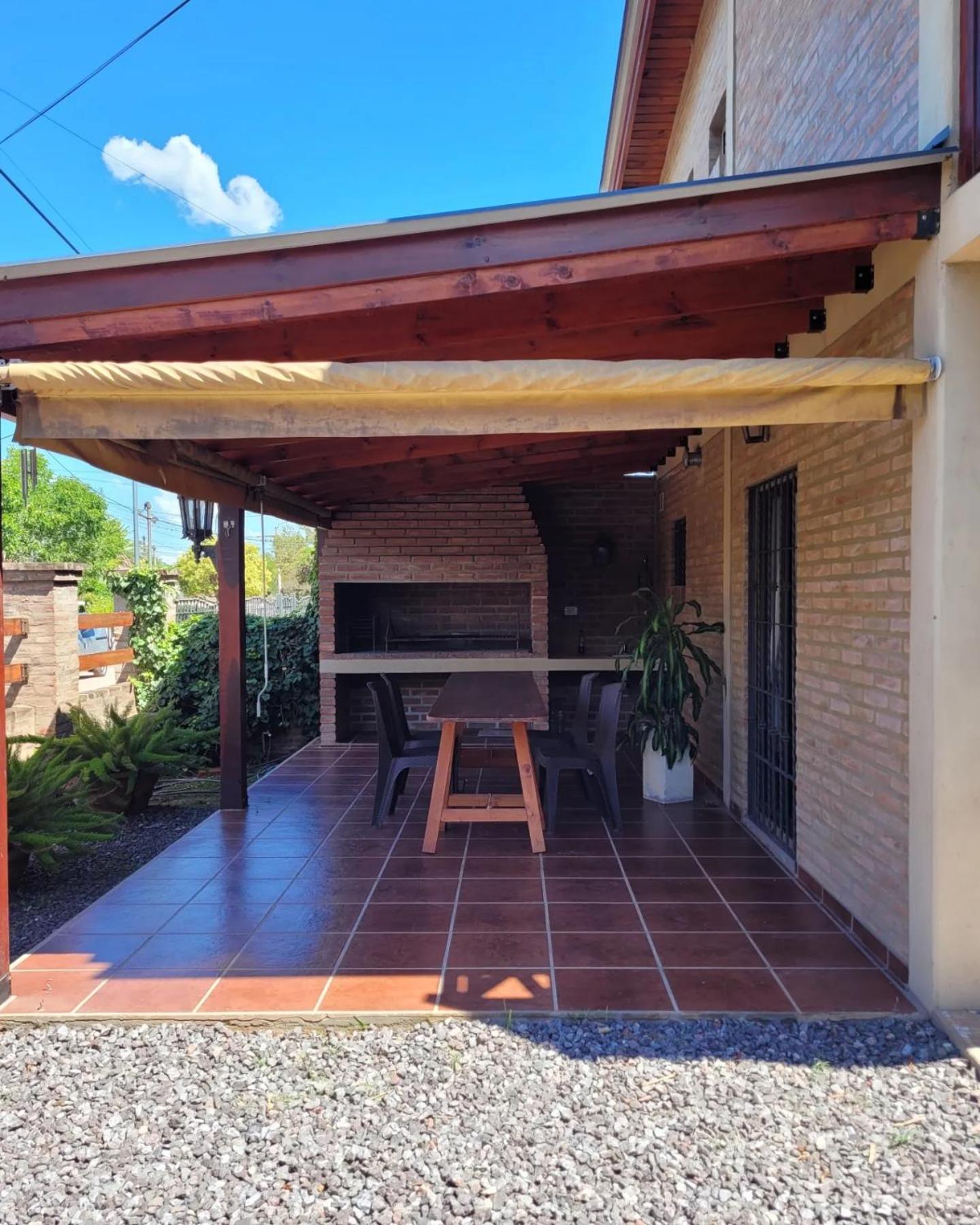 Cabañas Brick House