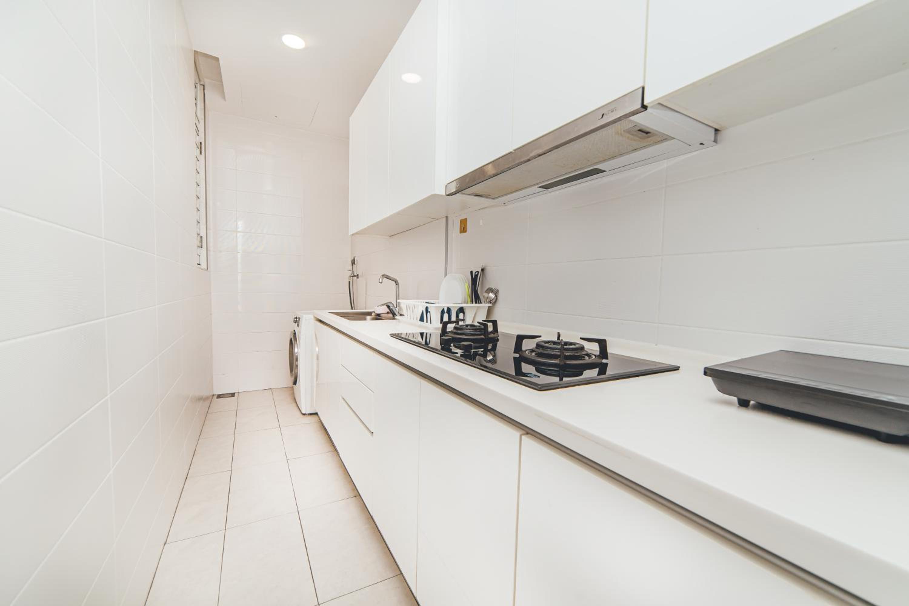 Paragon Residence 2BR4pax Sleek Stay nr CIQ Midvalley by Our Stay