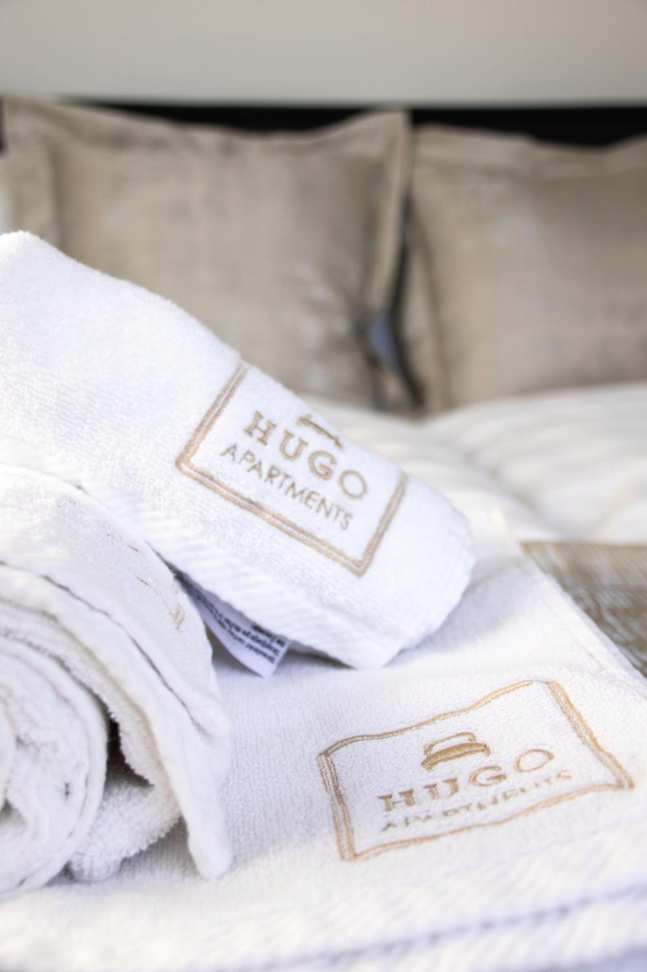 Hugo apartments