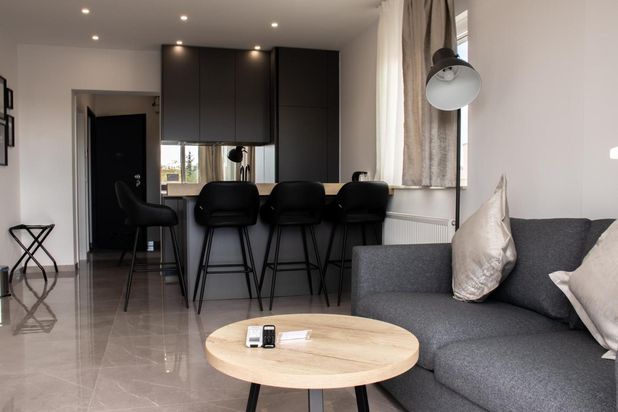 Hugo apartments