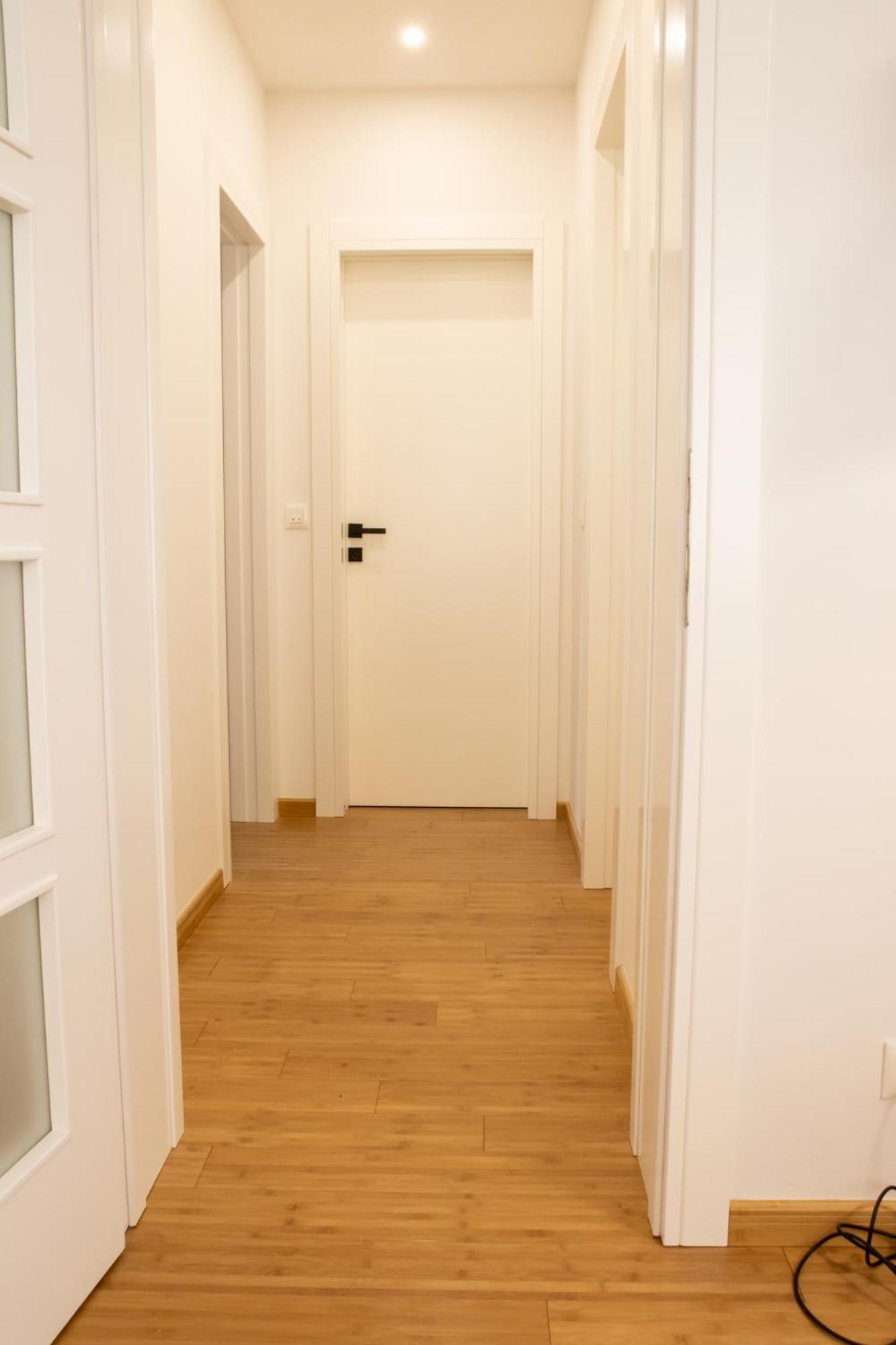Hugo apartments