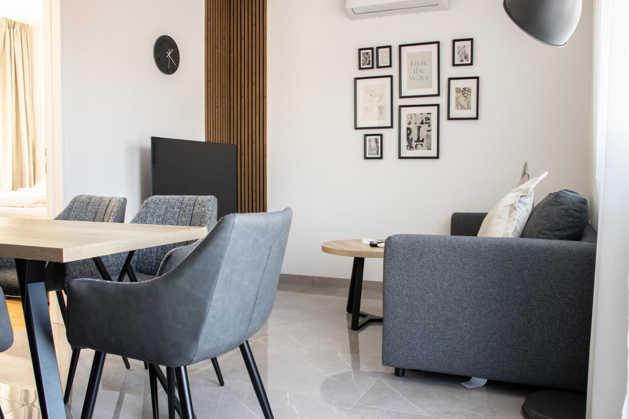 Hugo apartments