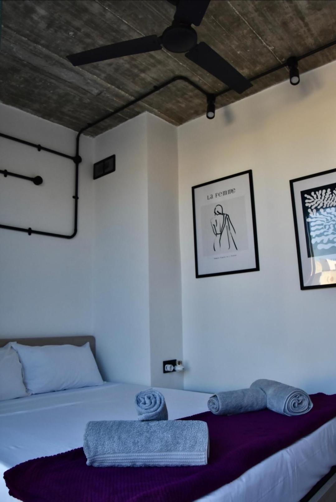 Chic Penthouse industrial-style