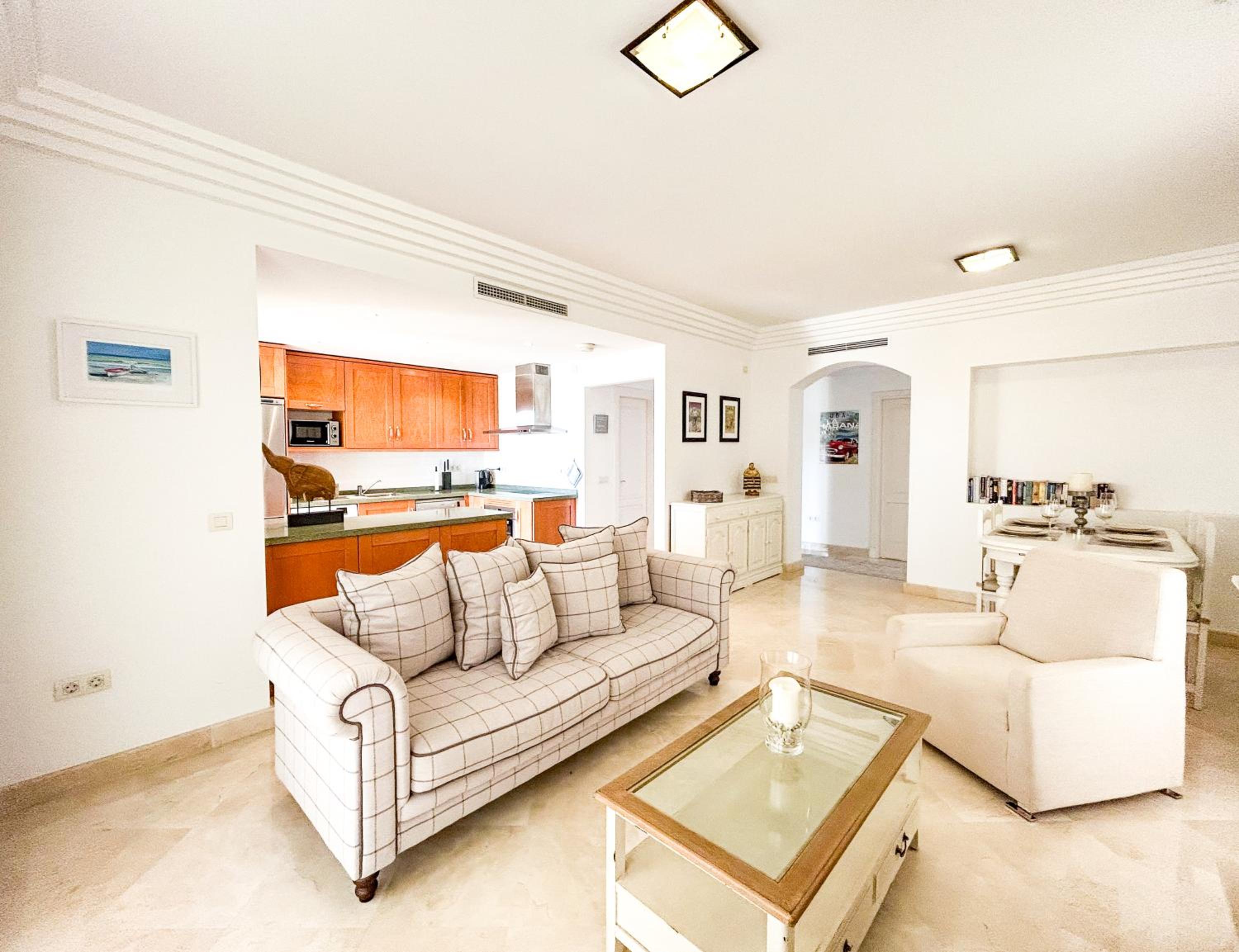 living room & common area