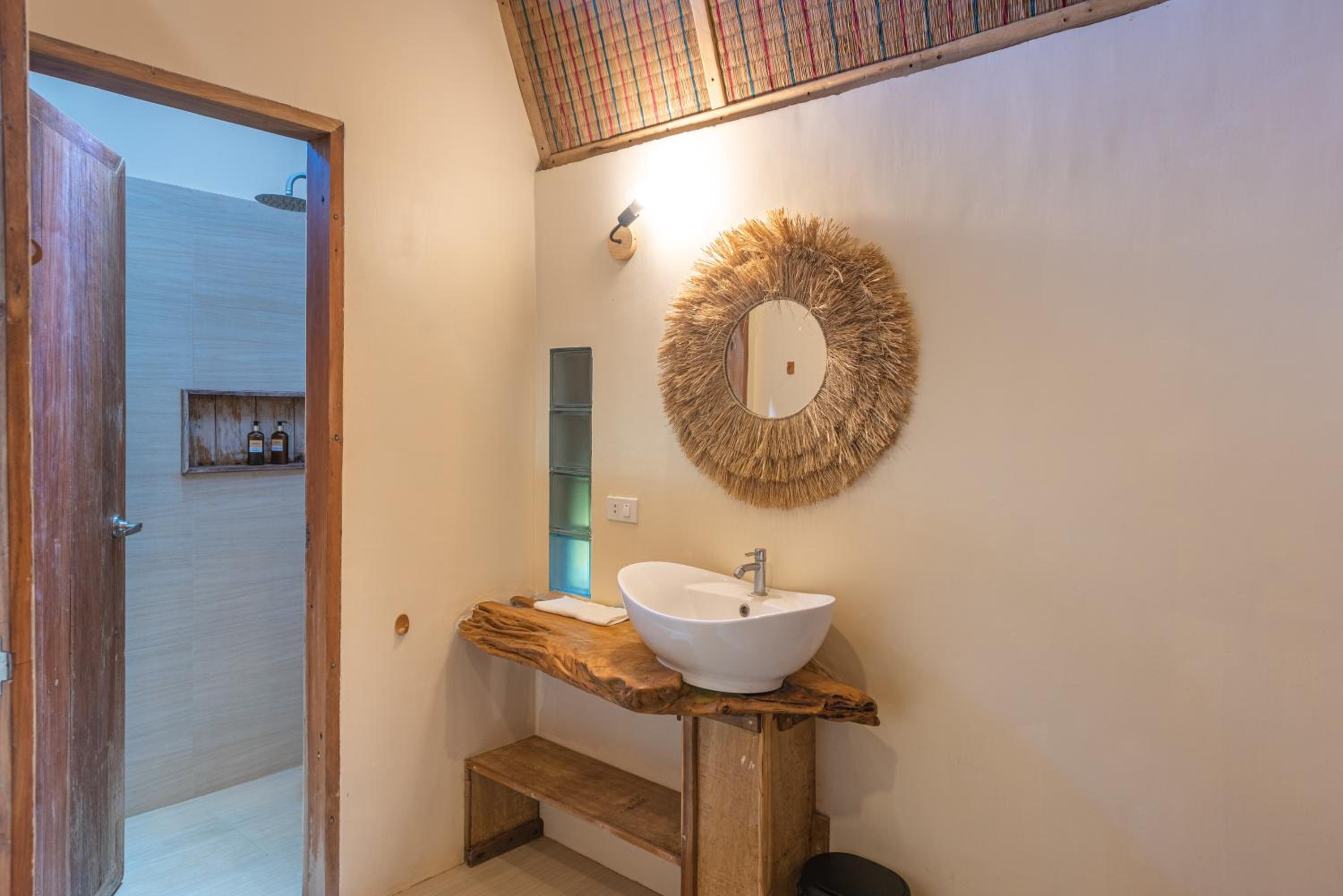 Camanolo Homestay