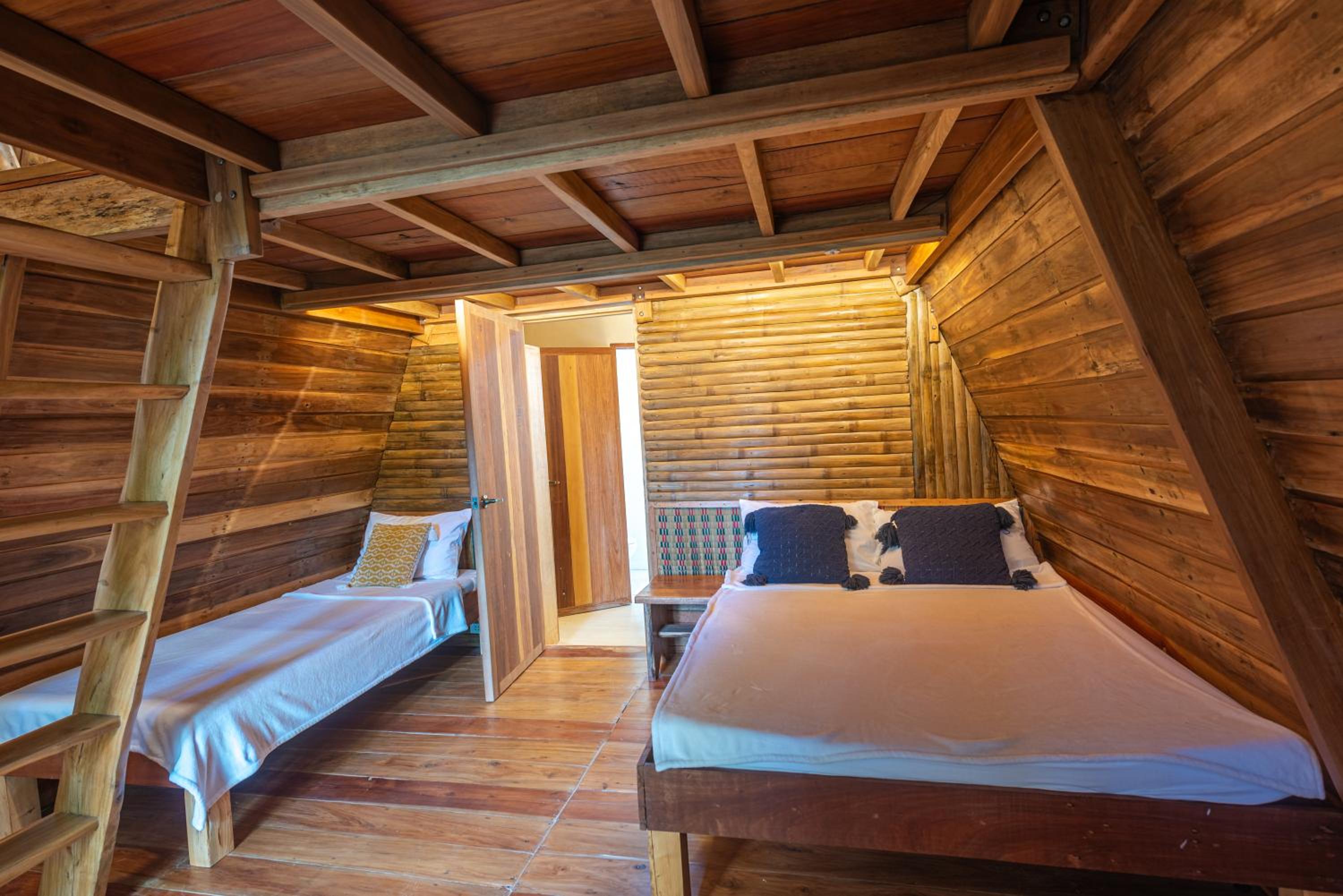 Camanolo Homestay