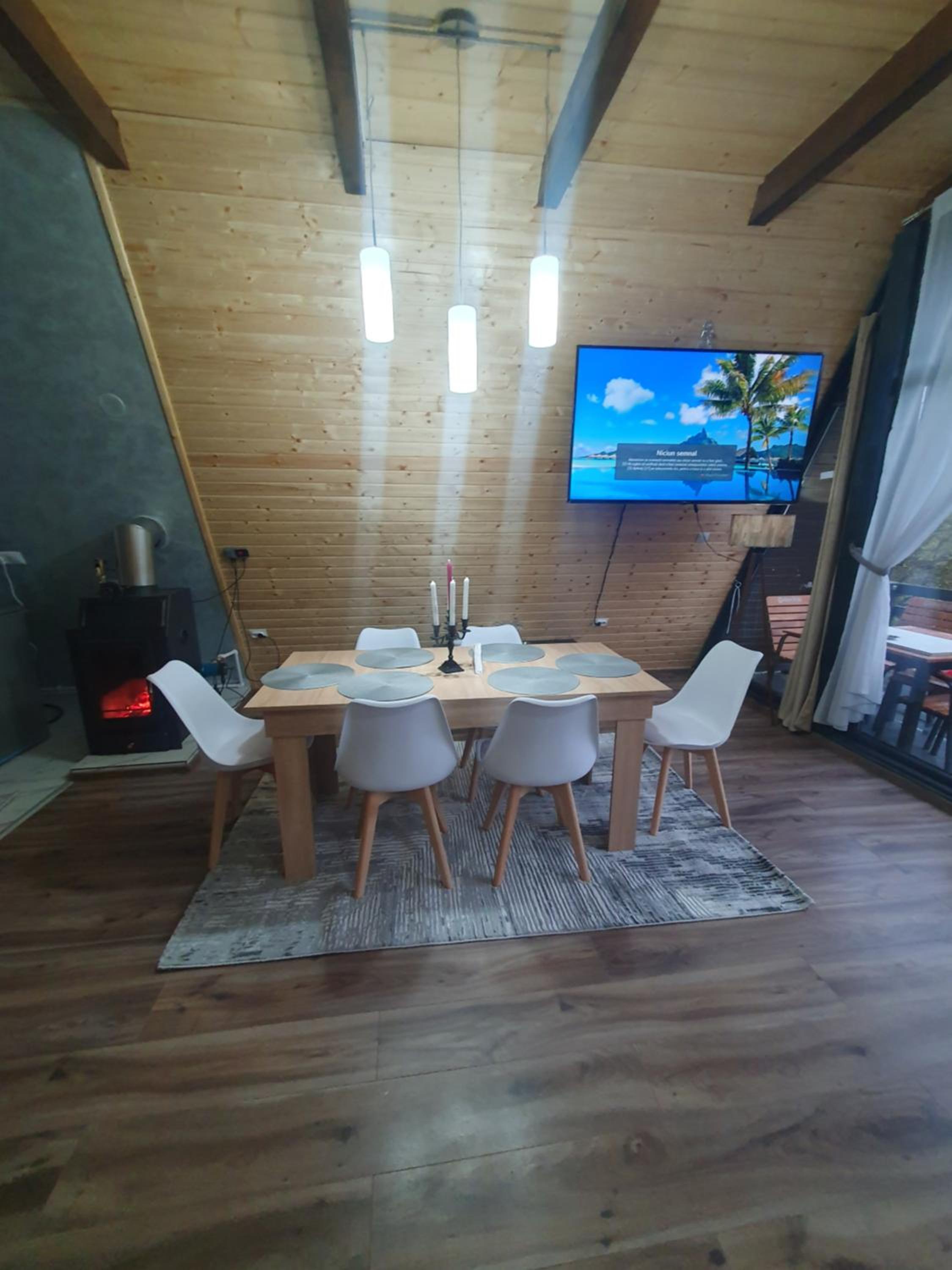 Cabana Apuseni Forest