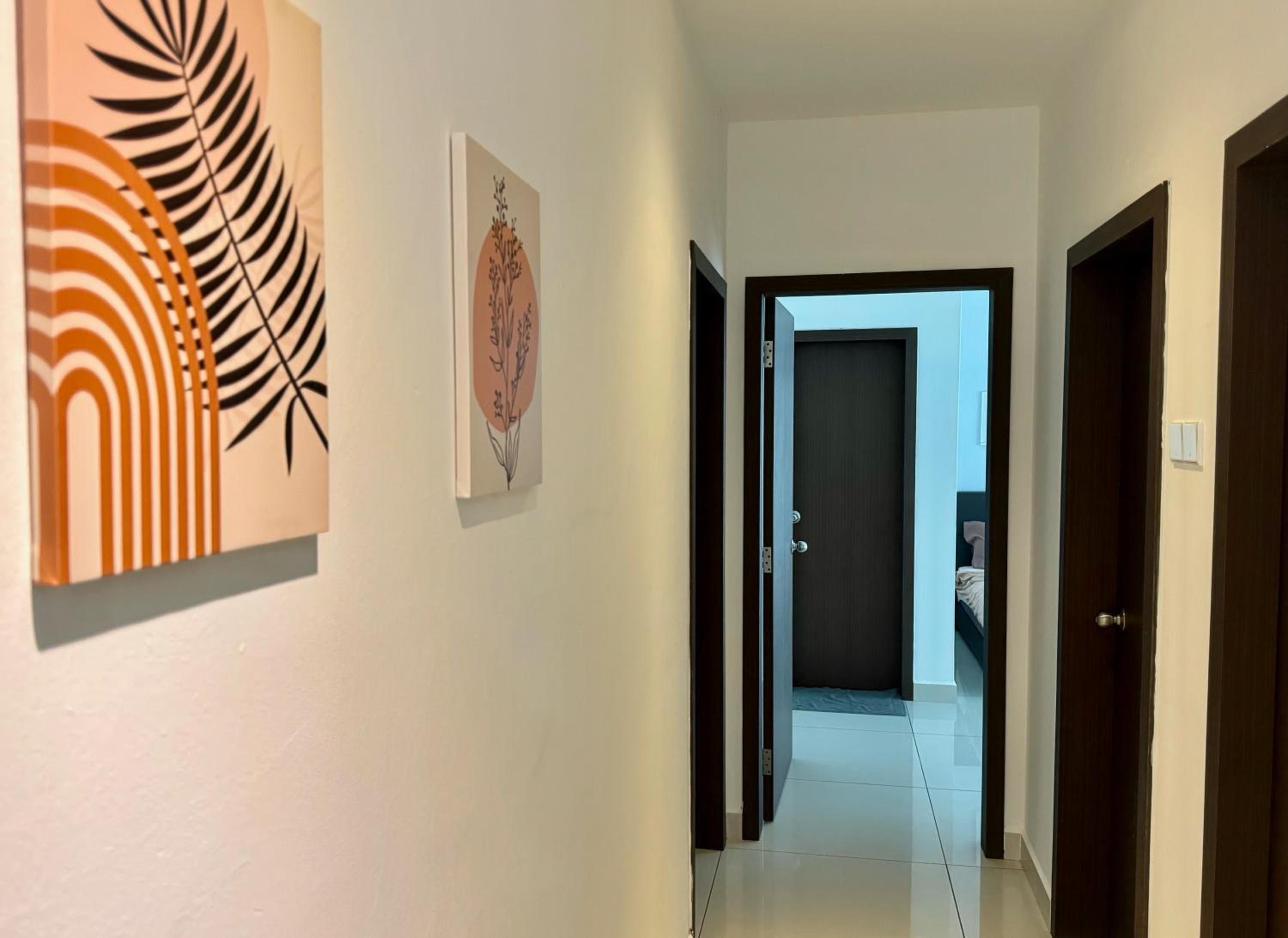JB City Shopping Mall Apartment