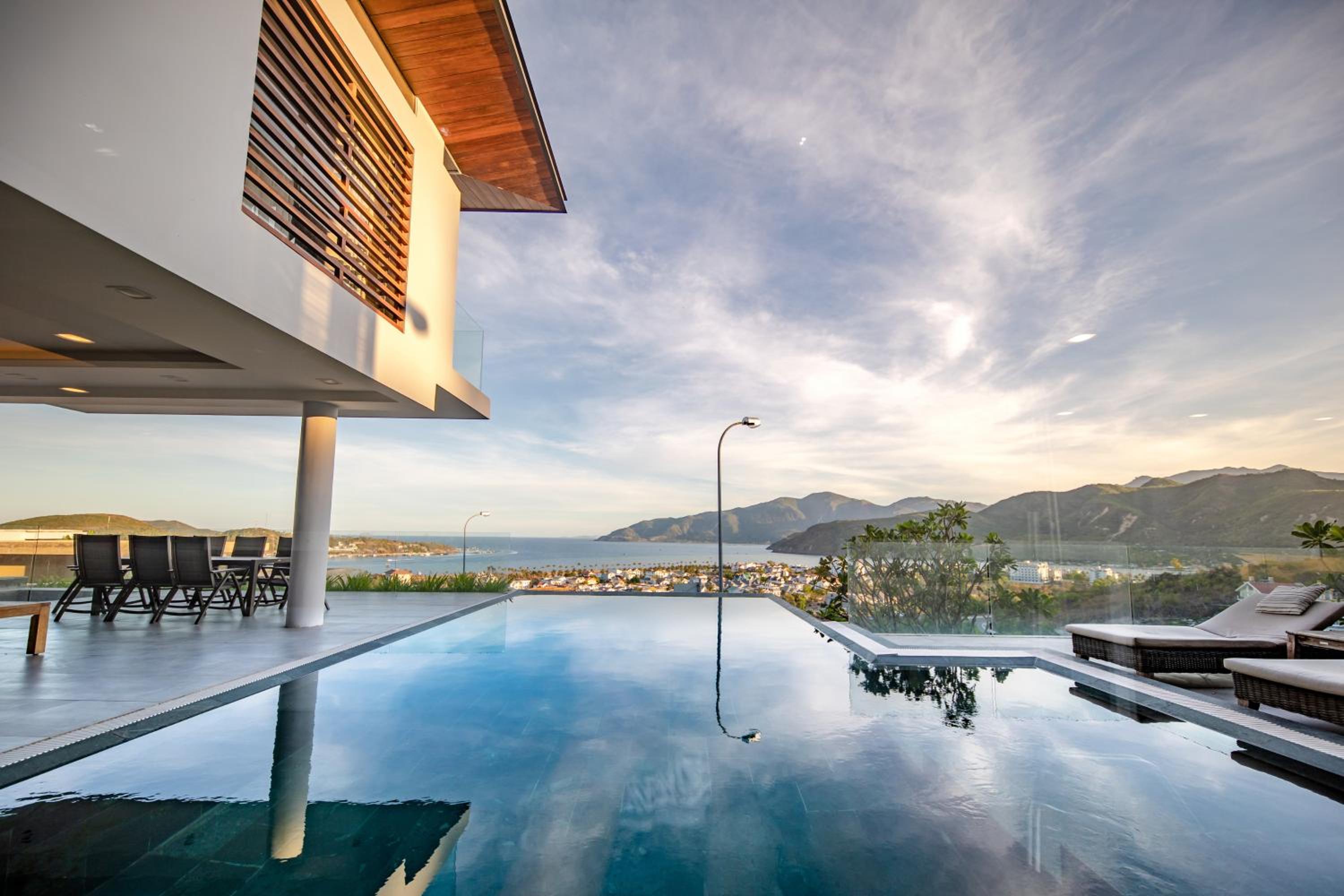 Abogo Ocean Front Villa Nha Trang