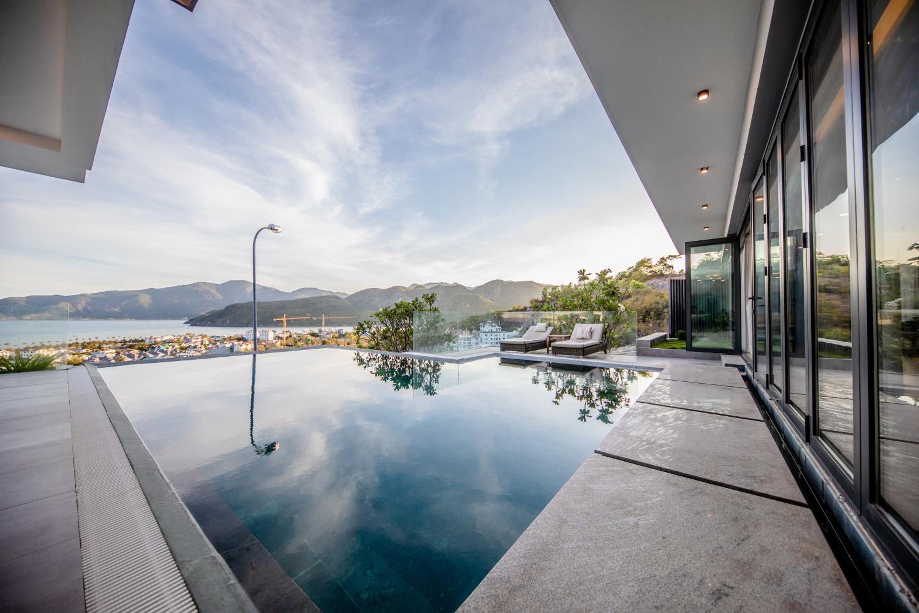 Abogo Ocean Front Villa Nha Trang