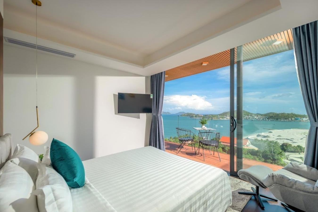 Abogo Ocean Front Villa Nha Trang