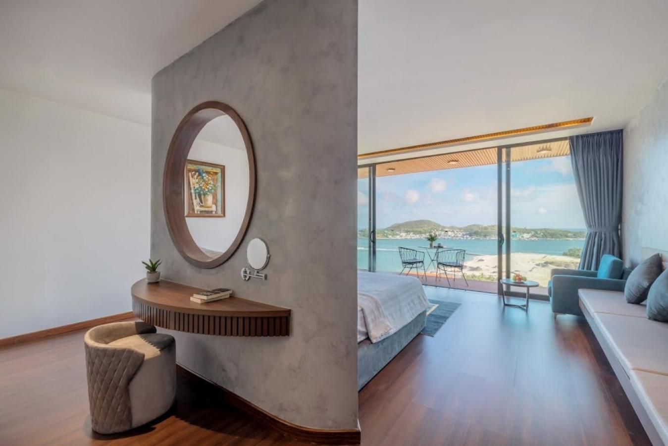 Abogo Ocean Front Villa Nha Trang