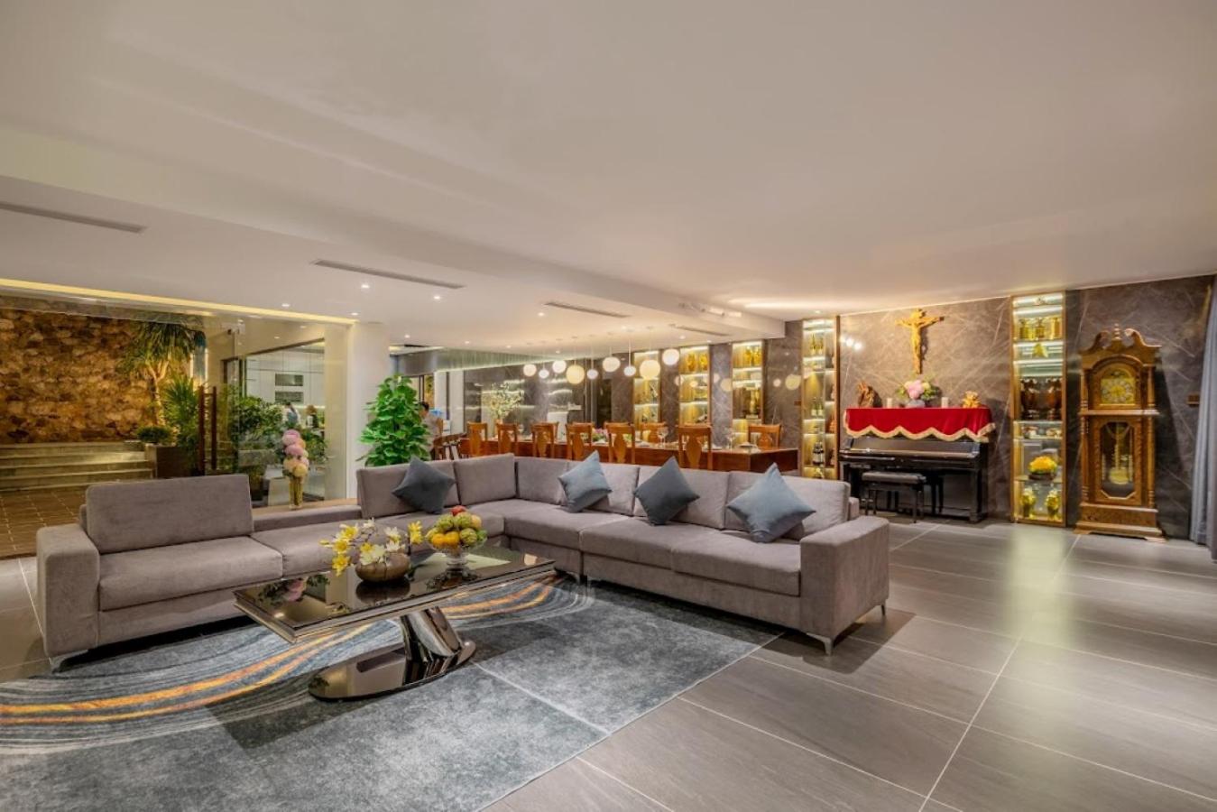Abogo Ocean Front Villa Nha Trang