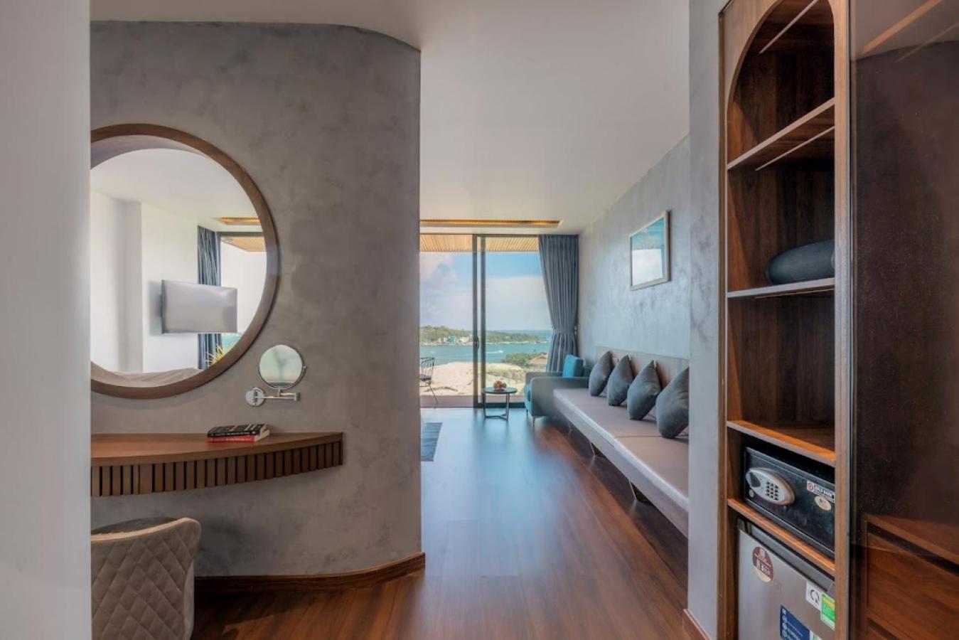 Abogo Ocean Front Villa Nha Trang