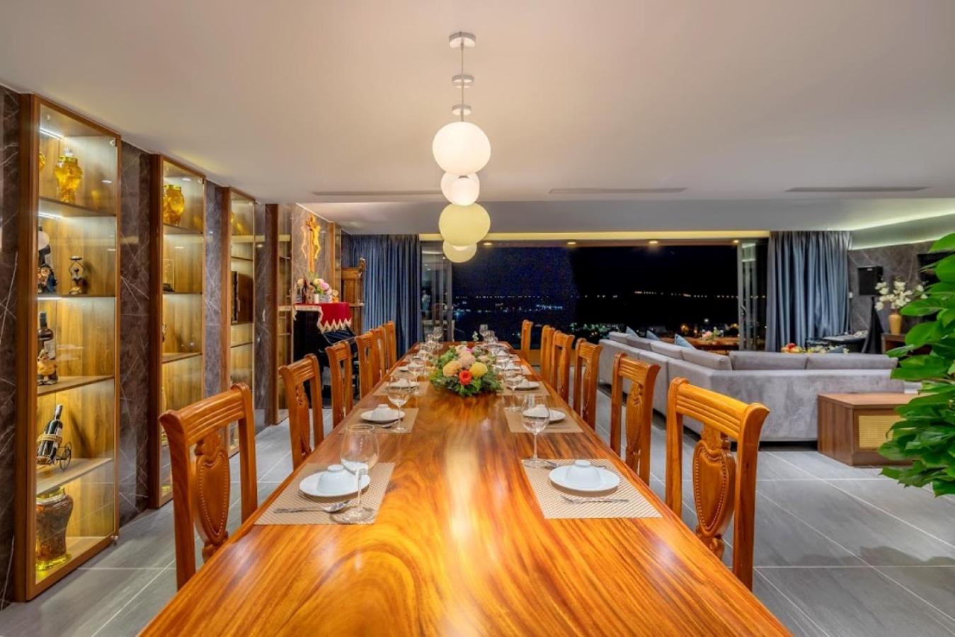 Abogo Ocean Front Villa Nha Trang