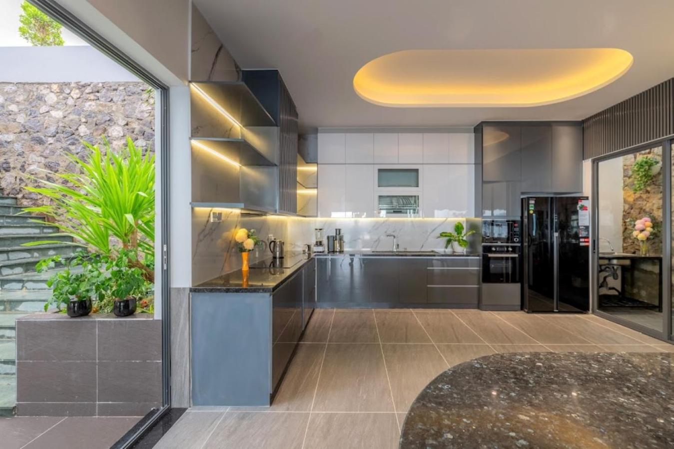 Abogo Ocean Front Villa Nha Trang