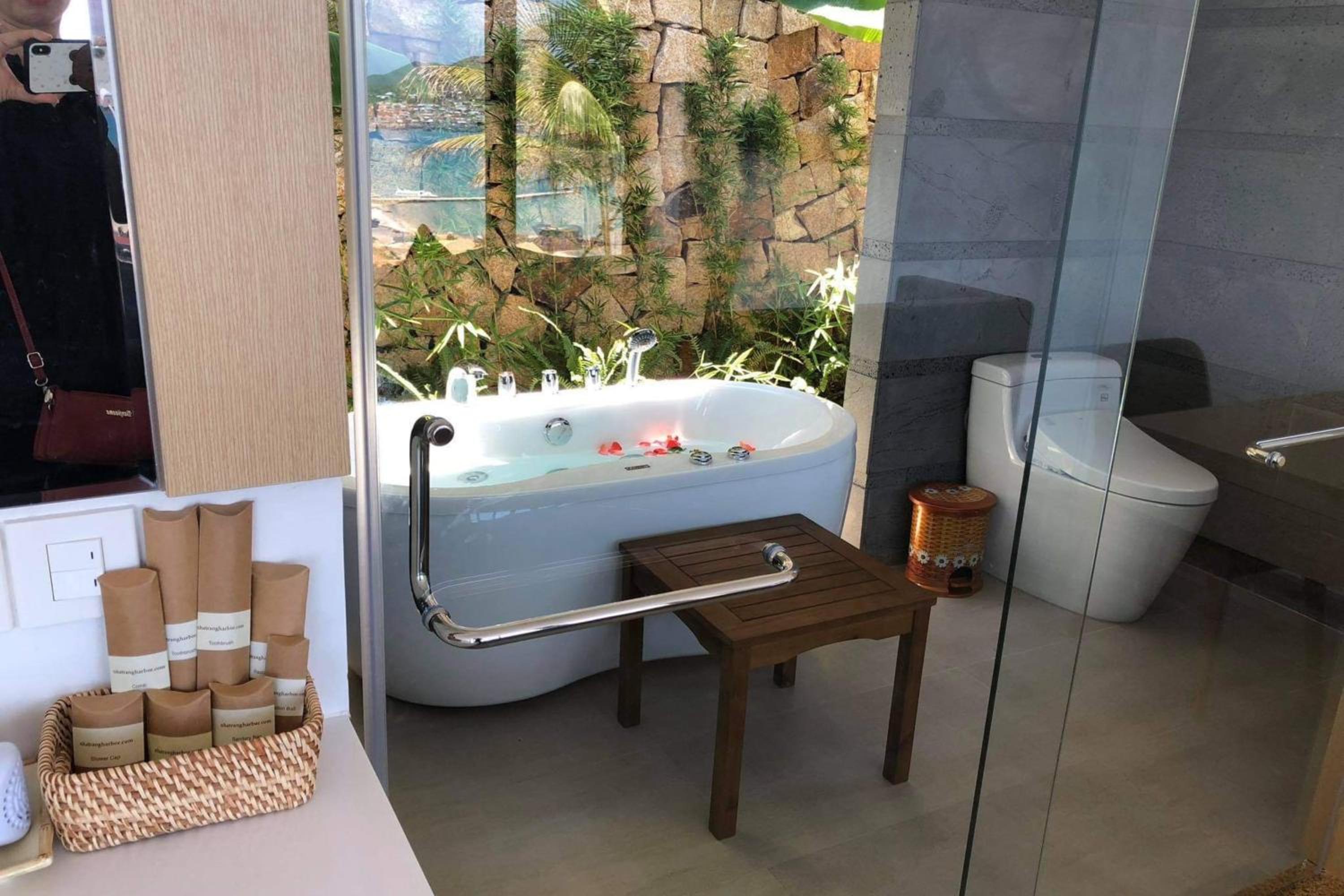 Abogo Ocean Front Villa Nha Trang