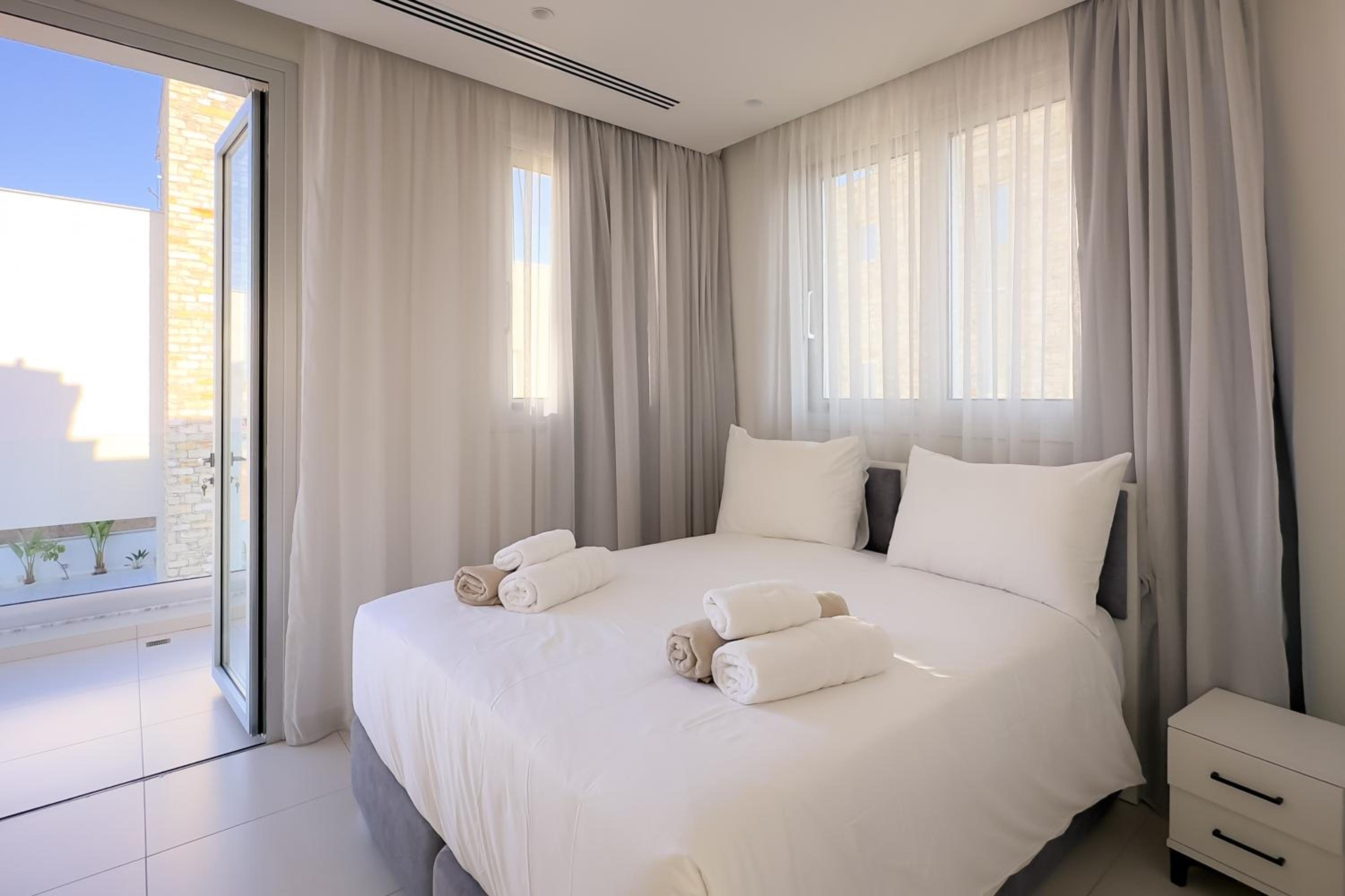 City Napa Seaview Villas - Villa 8