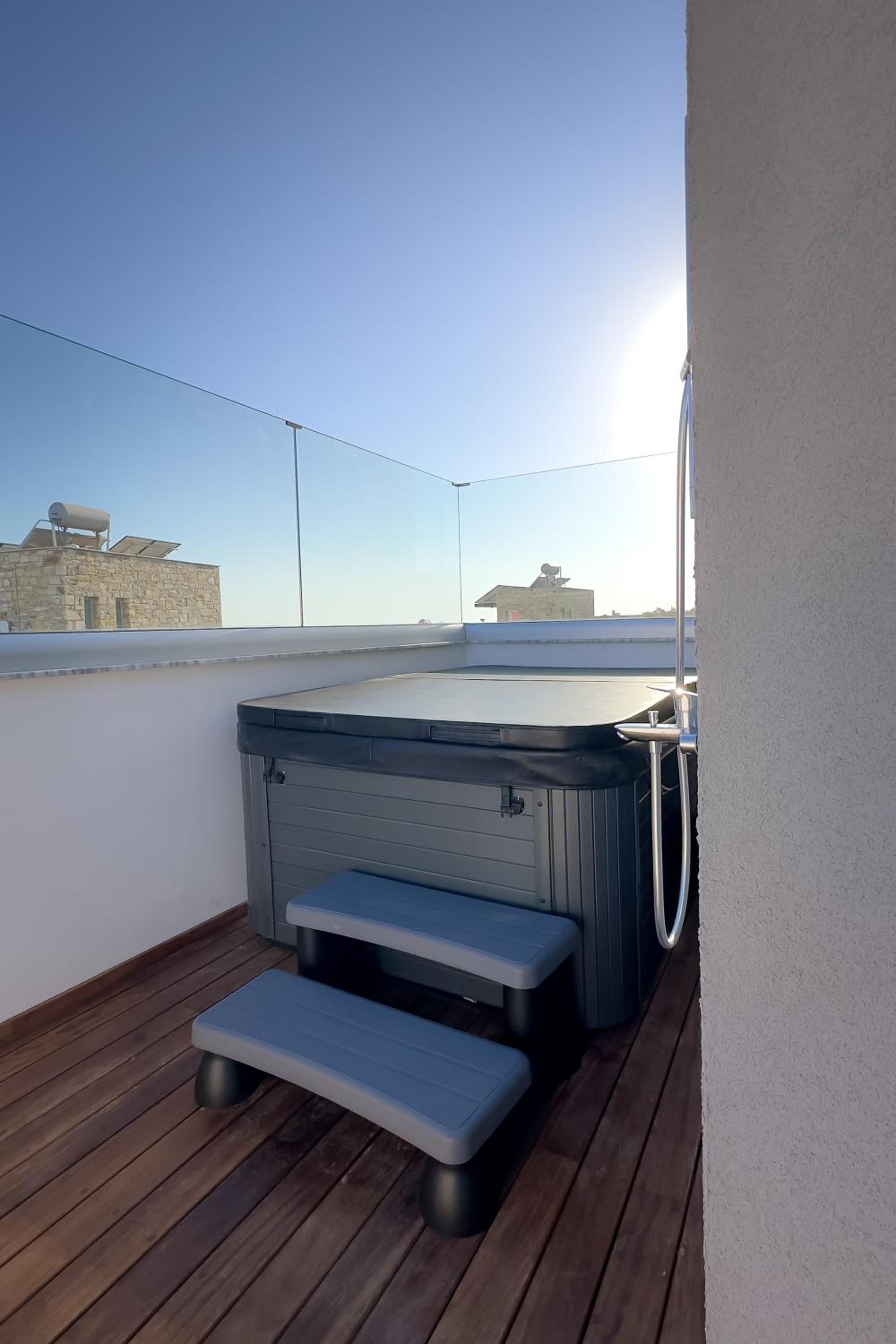 City Napa Seaview Villas - Villa 8